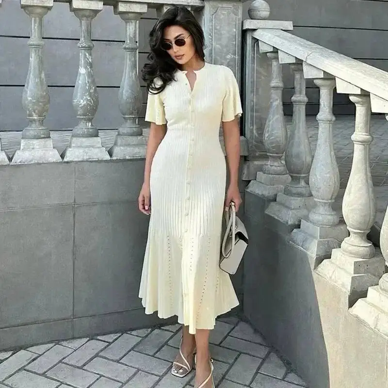 Elegant Knit Dress For Women White Slim O-neck Single Breasted Short Sleeve Long Dresses Female Spring Fashion Lady Robe T88X