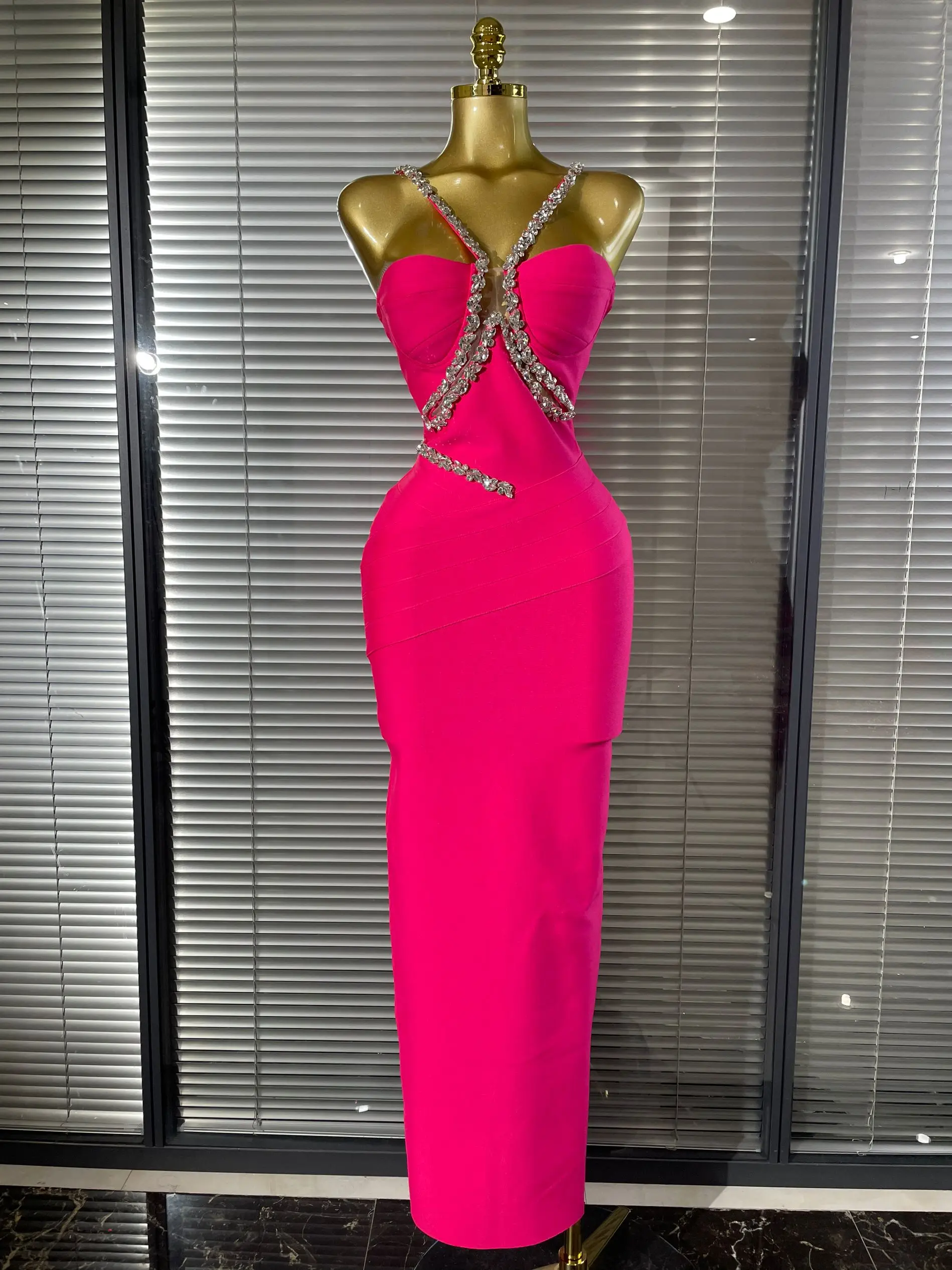 Women Sexy Sleeveless Luxury Rhinestone Maxi Long Bodycon Bandage Dressed Birthday Party Elegant Knitted Bodycon Clothing