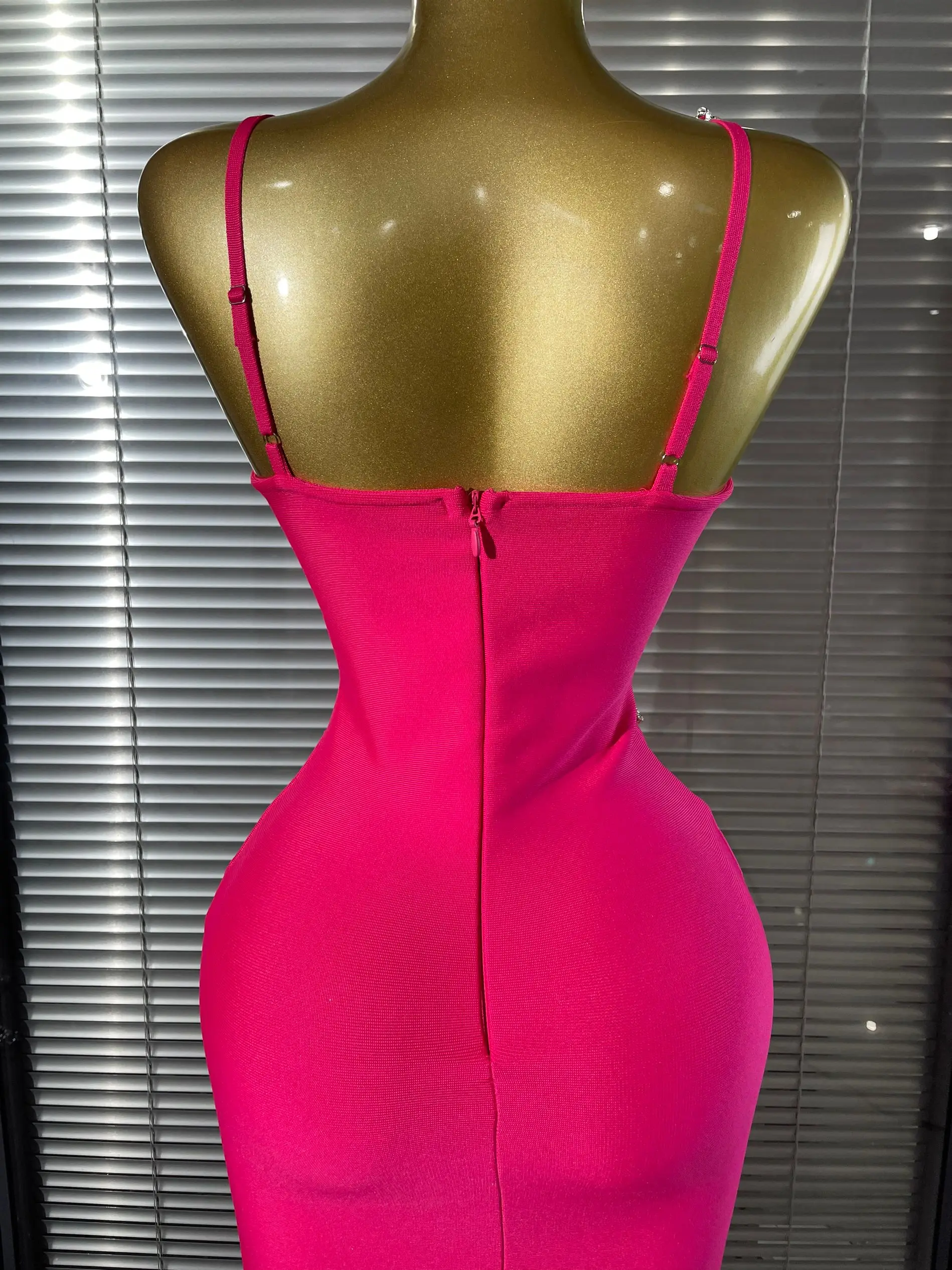 Women Sexy Sleeveless Luxury Rhinestone Maxi Long Bodycon Bandage Dressed Birthday Party Elegant Knitted Bodycon Clothing