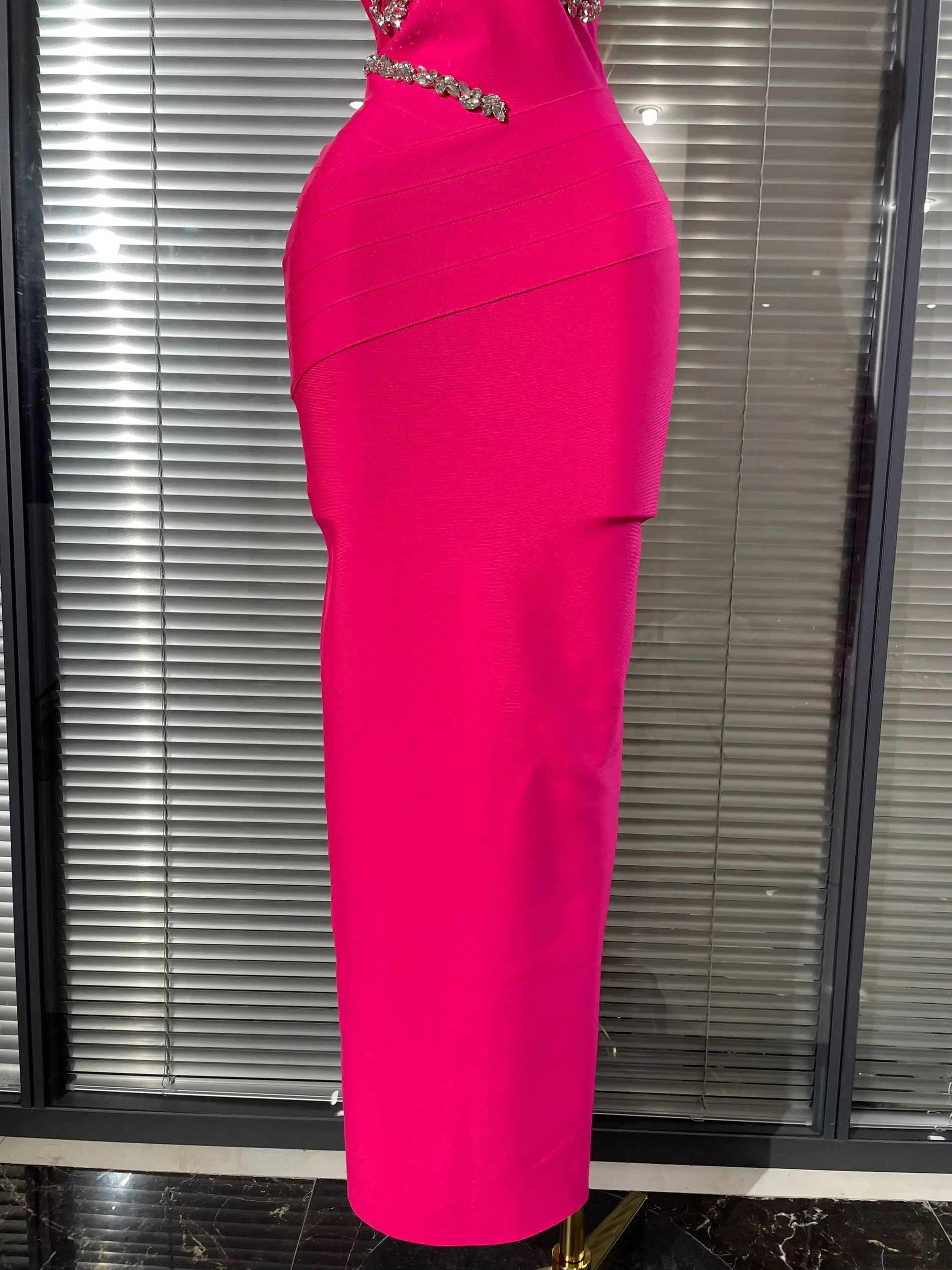 Women Sexy Sleeveless Luxury Rhinestone Maxi Long Bodycon Bandage Dressed Birthday Party Elegant Knitted Bodycon Clothing