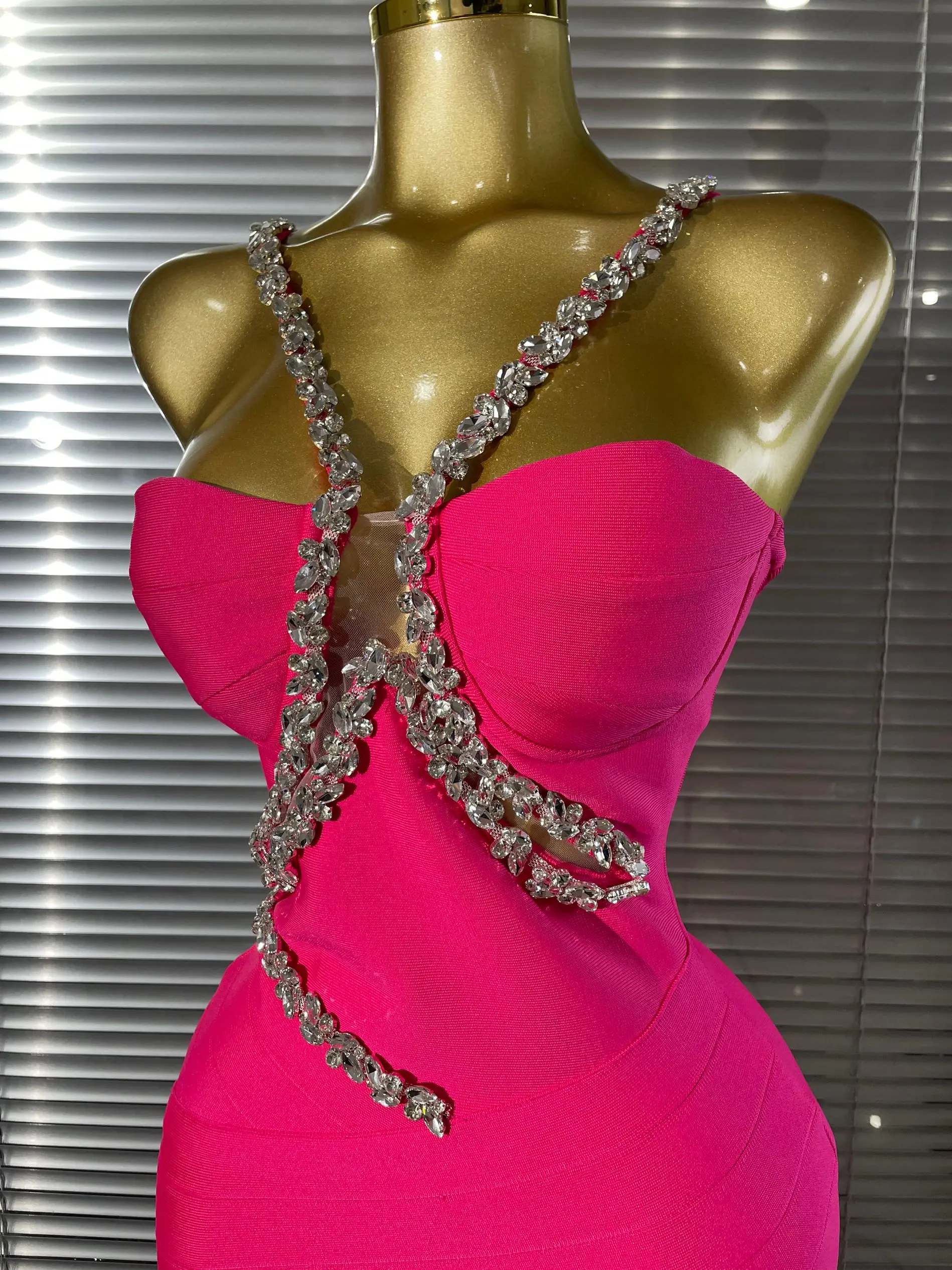 Women Sexy Sleeveless Luxury Rhinestone Maxi Long Bodycon Bandage Dressed Birthday Party Elegant Knitted Bodycon Clothing