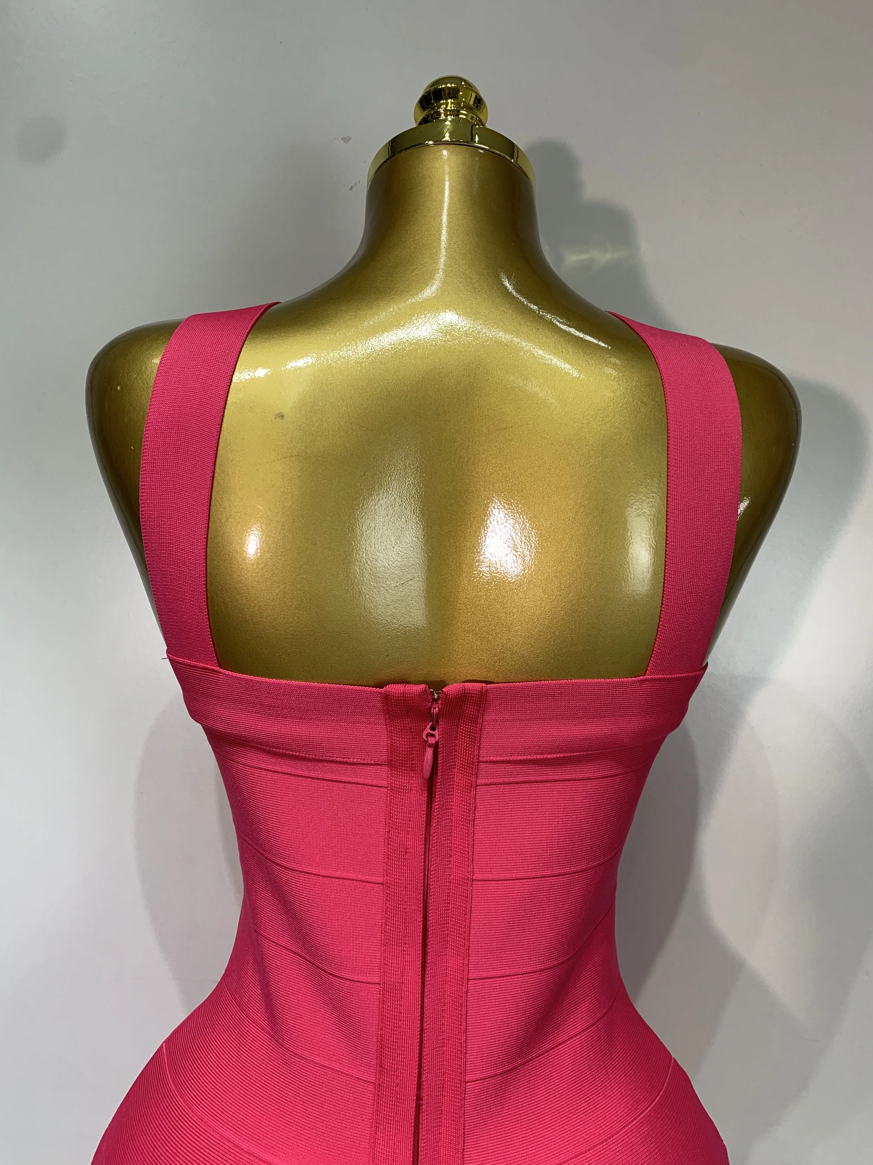Women Sexy Backless Pink Bodycon Mini Bandage Dresses Elegant Evening Party Luxury Birthday Nightclub Cocktail Prom Gown