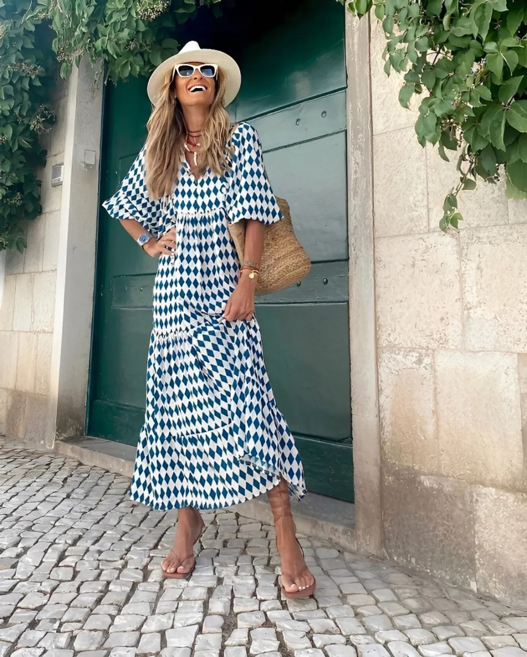 Ladies' Floral Print Bohemian Vacation Long Sleeve Thin Dress Harajuku Loose V-Neck Fashion Summer Beach Comfy Dress