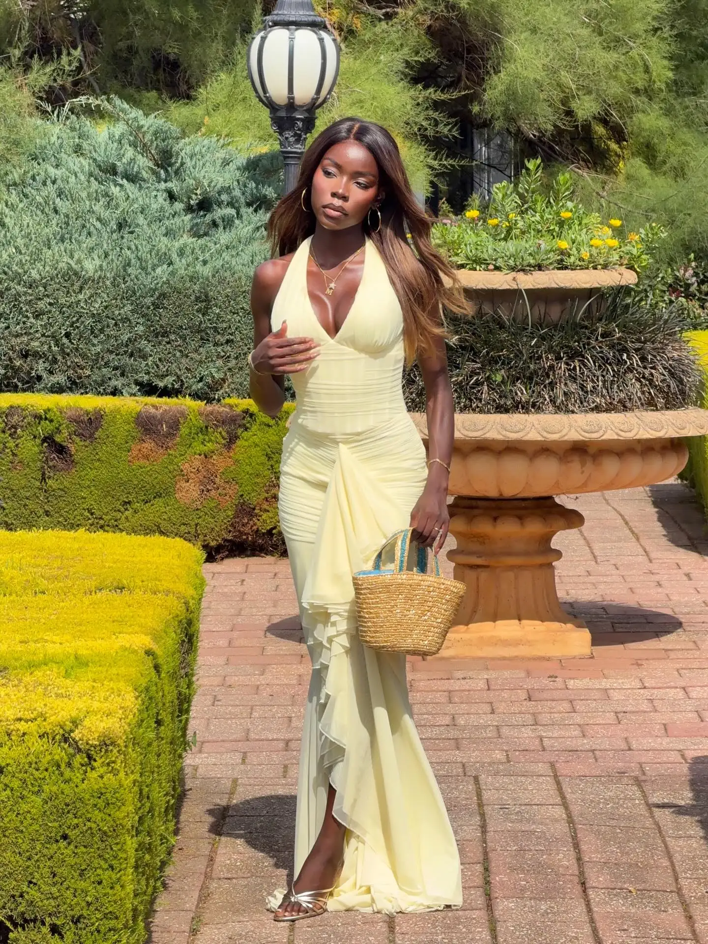 Yellow V Neck Halter Mermaid Maxi Dress Women's Sleeveless Ruffle Slit Long Dress 2026 Elegant Wedding Guest Evening Party Robes