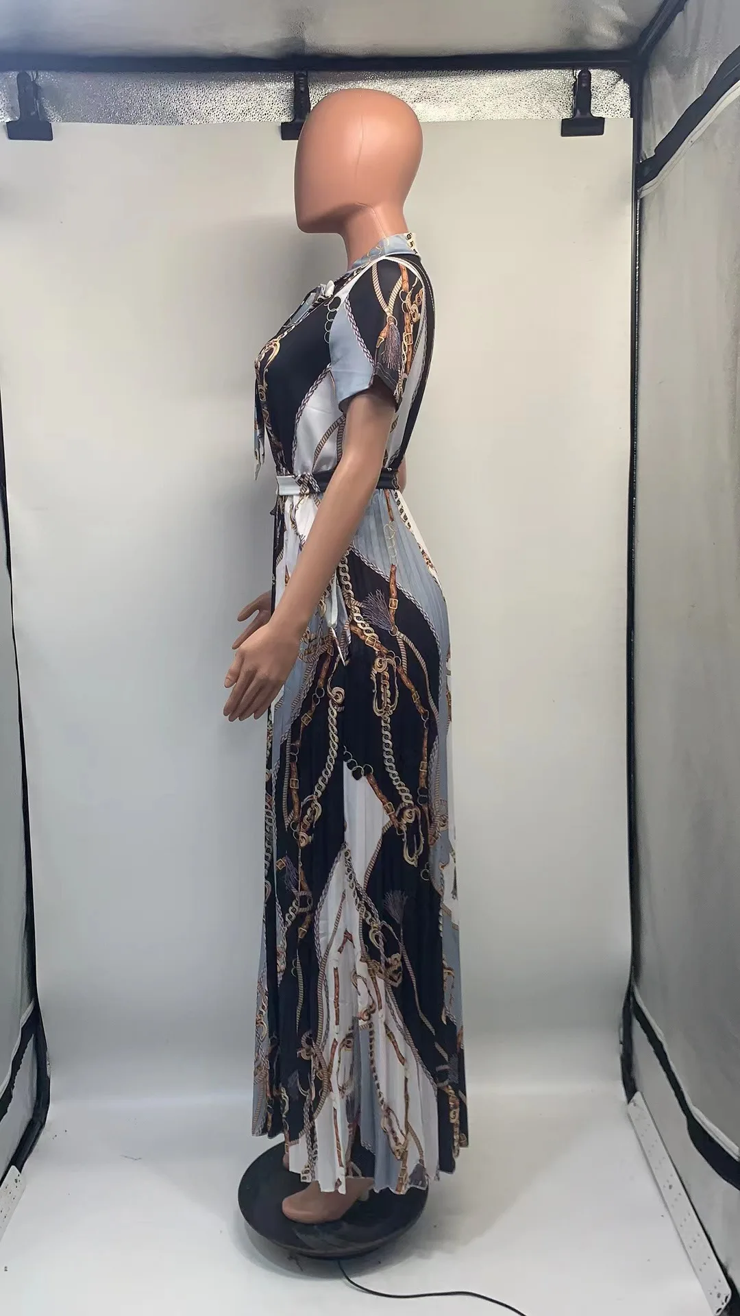 Fashionable and Elegant Print Pleated Long Dresses for Women Oversized Short-sleeved Ladies Temperament Maxi Dress Evening Gowns