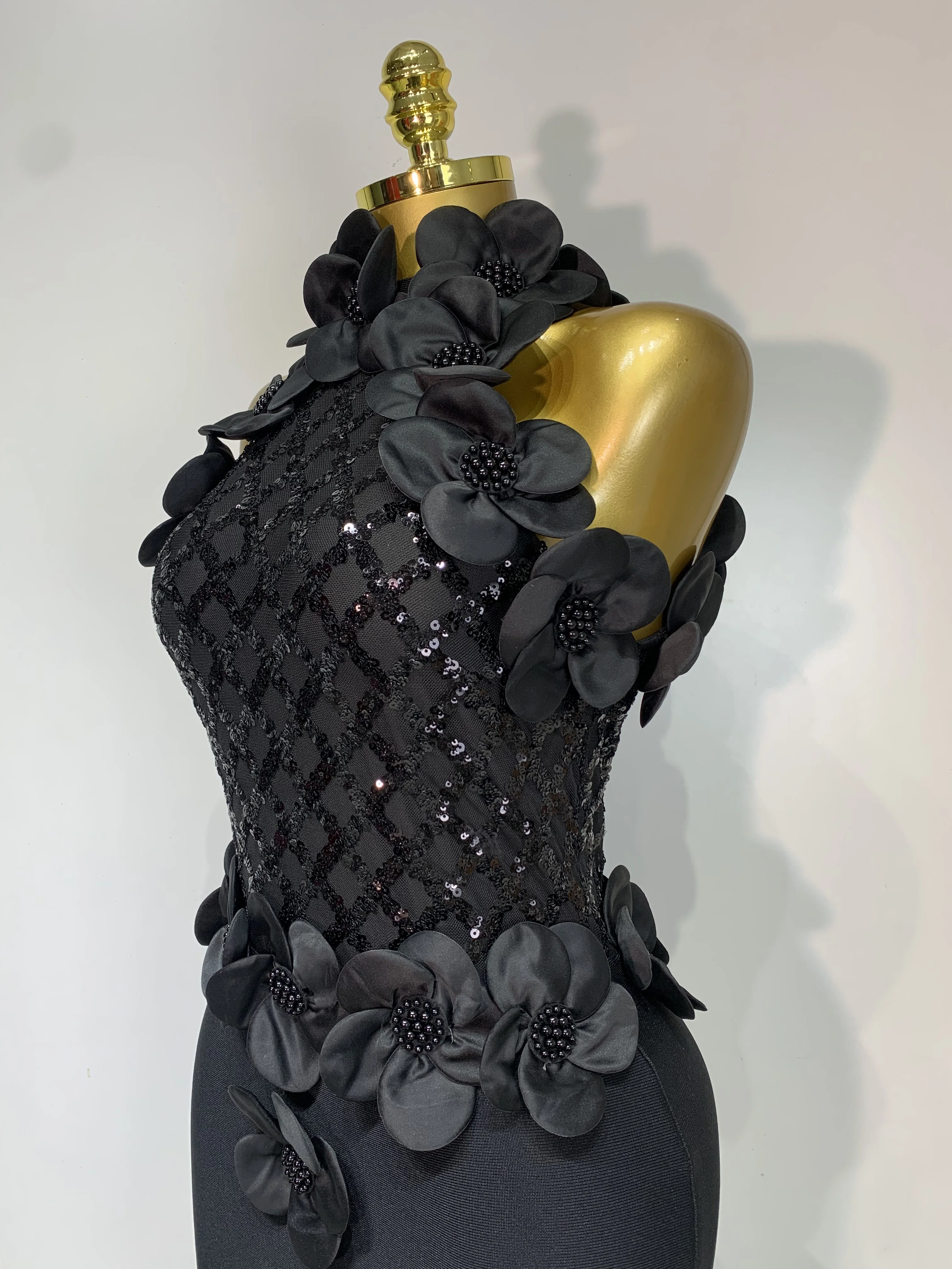 Women Sexy Sleeveless Flower Beading Bodycon Bandage Dresses 2026 Celebrity Elegant Cocktail Luxury Birthfay Evening Party Dress