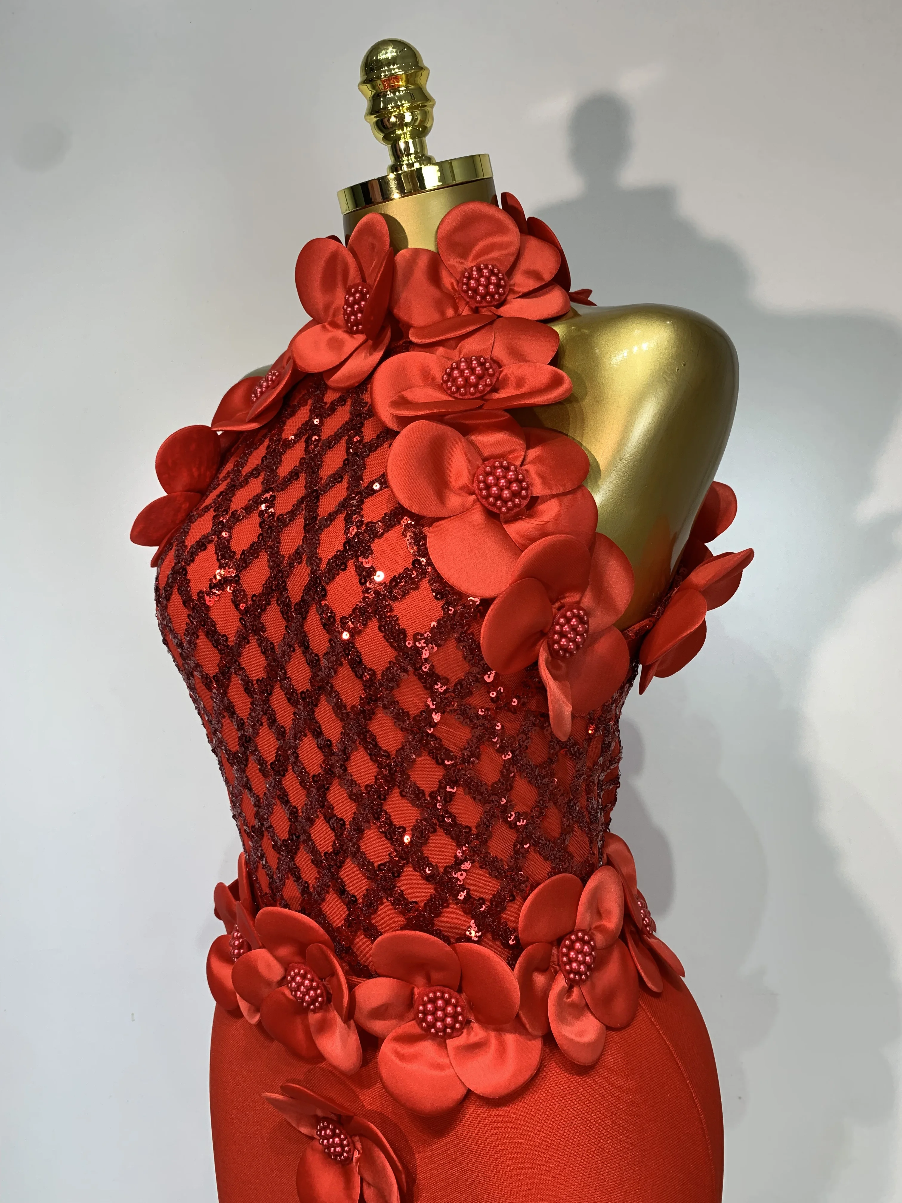 Women Sexy Sleeveless Flower Beading Bodycon Bandage Dresses 2026 Celebrity Elegant Cocktail Luxury Birthfay Evening Party Dress