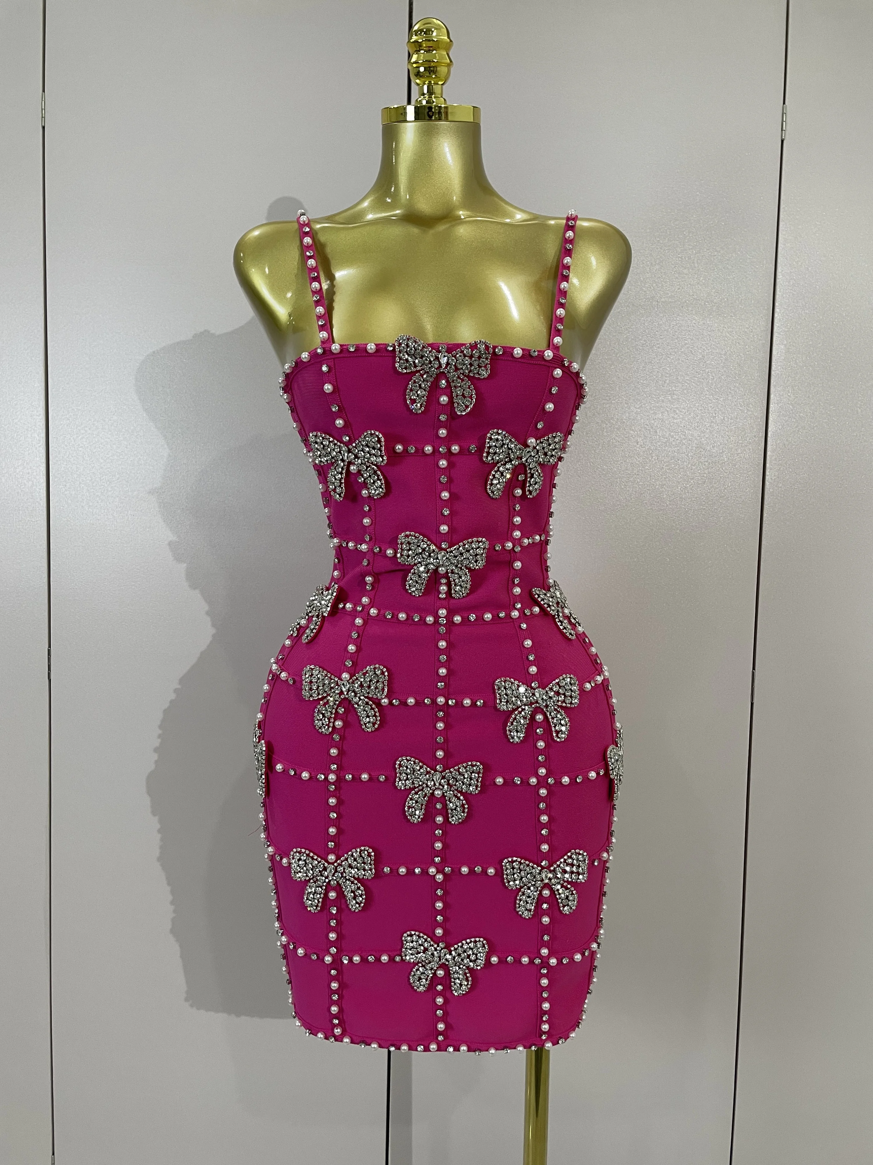 Women Elegant Luxury Bow Diamonds Pearl Club Evening Party Mini Knitted Dresses Sexy Spaghetti Strap Bodycon Bandage Dresses