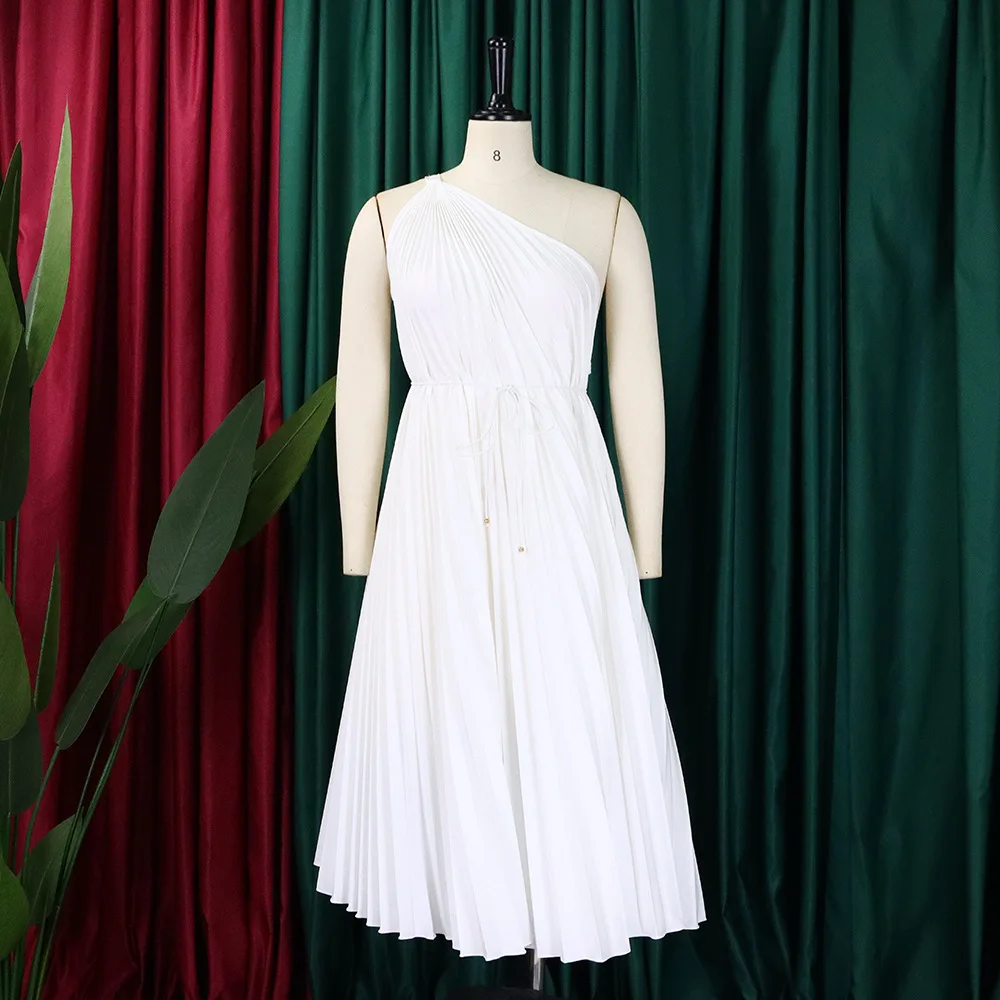 CM.YAYA Women One Shoulder Sleeveless Big Swing Pleated Knee Length Dress 2023 Fashion Street Vestidos Sexy Chic Dresses