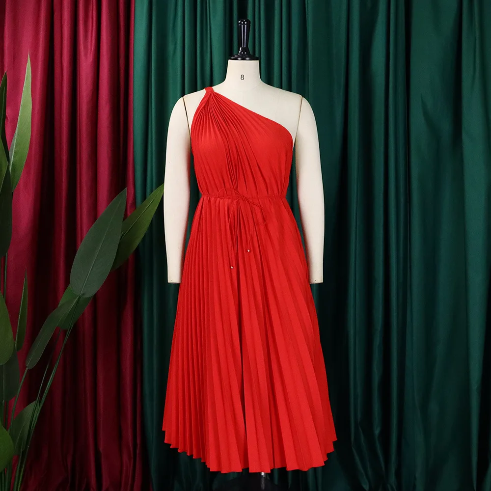 CM.YAYA Women One Shoulder Sleeveless Big Swing Pleated Knee Length Dress 2023 Fashion Street Vestidos Sexy Chic Dresses