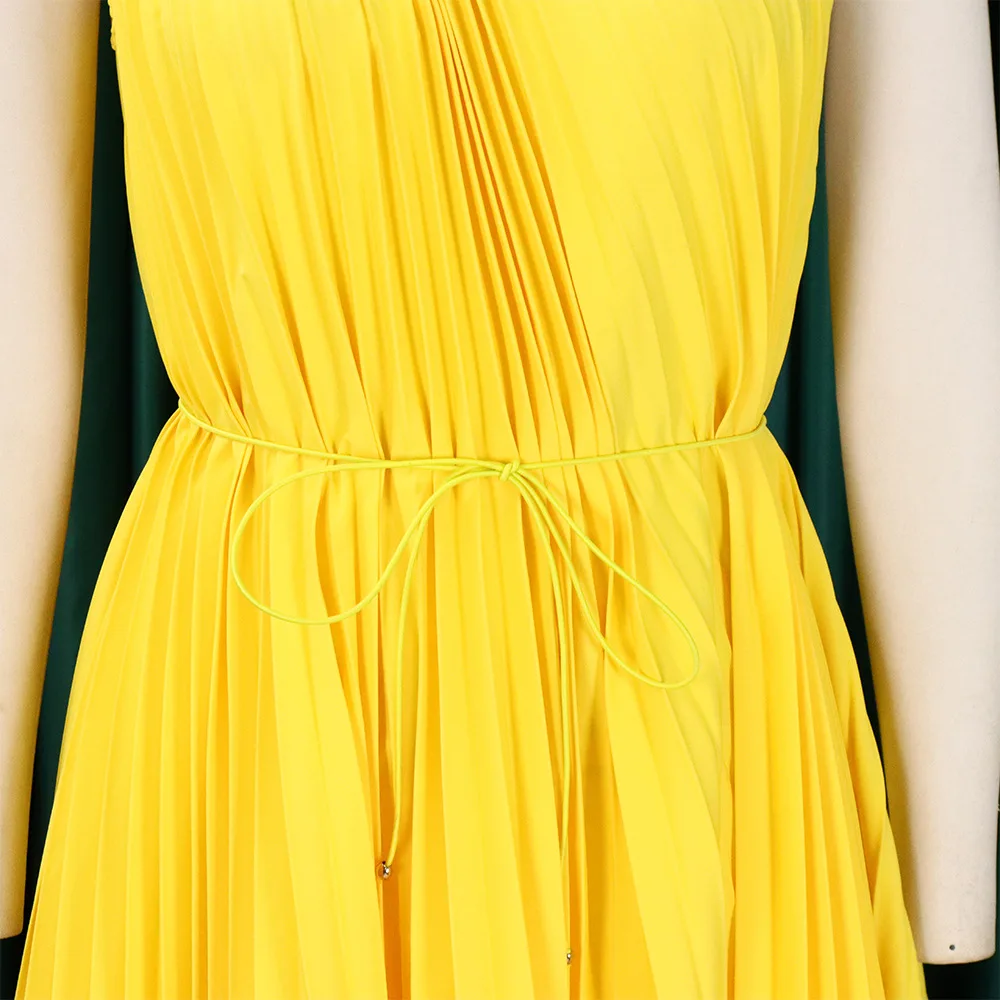 CM.YAYA Women One Shoulder Sleeveless Big Swing Pleated Knee Length Dress 2023 Fashion Street Vestidos Sexy Chic Dresses