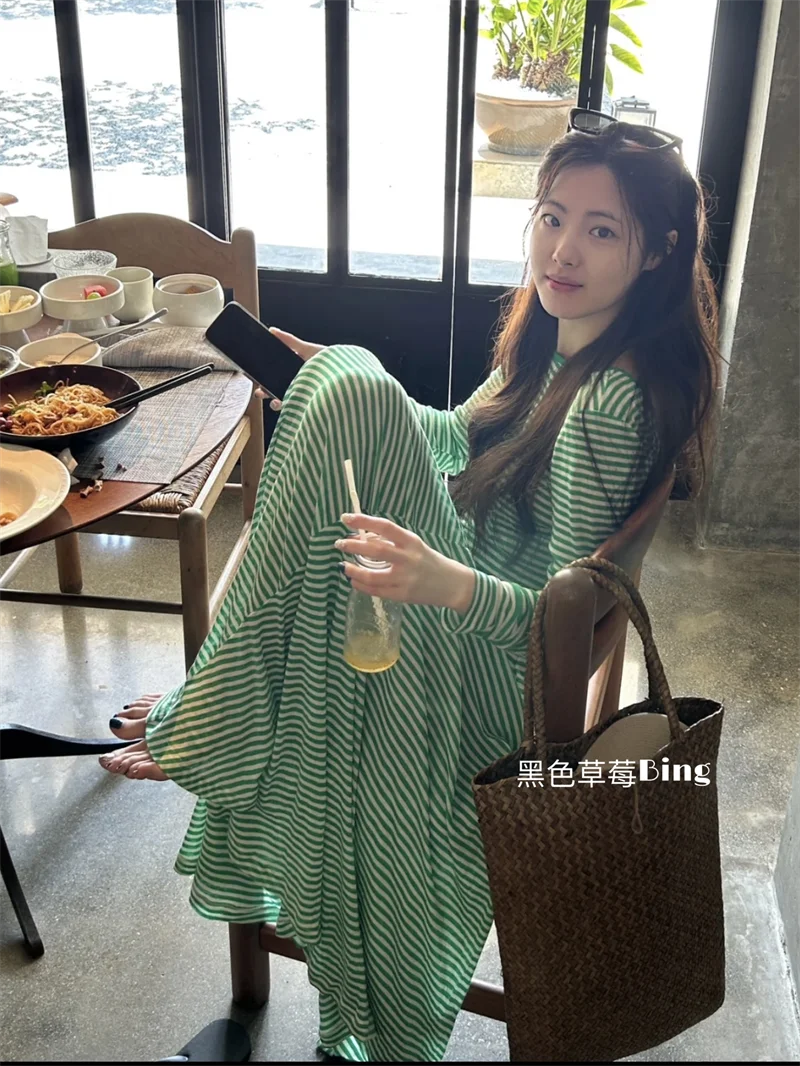 Vestidos De Mujer Elegantes Women Green Striped Backless Long Sleeved Dress 2026 Korean Chic American Grunge Loose