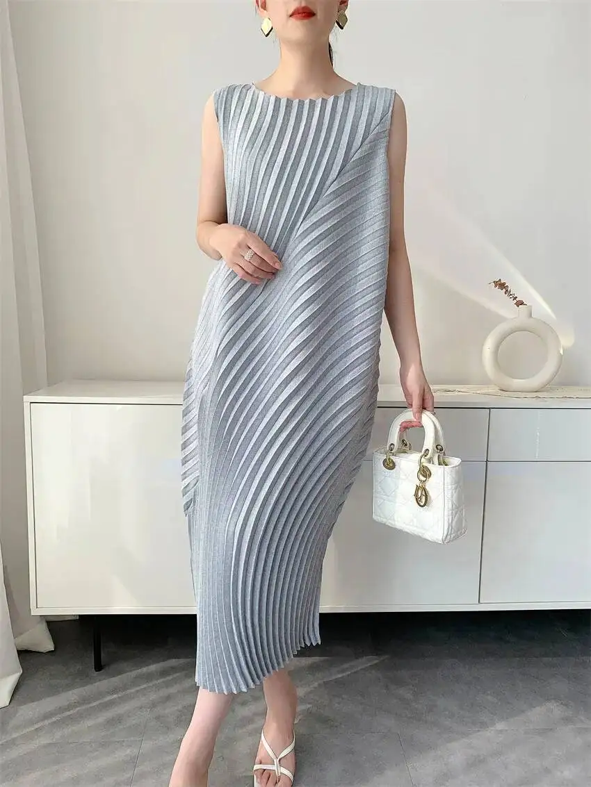 LANMREM Handmade Pleated Women's Sleeveless Summer Dress Wave Pattern Irregular Loose O-neck Mid-Length Pleated Dresses 2DB4814