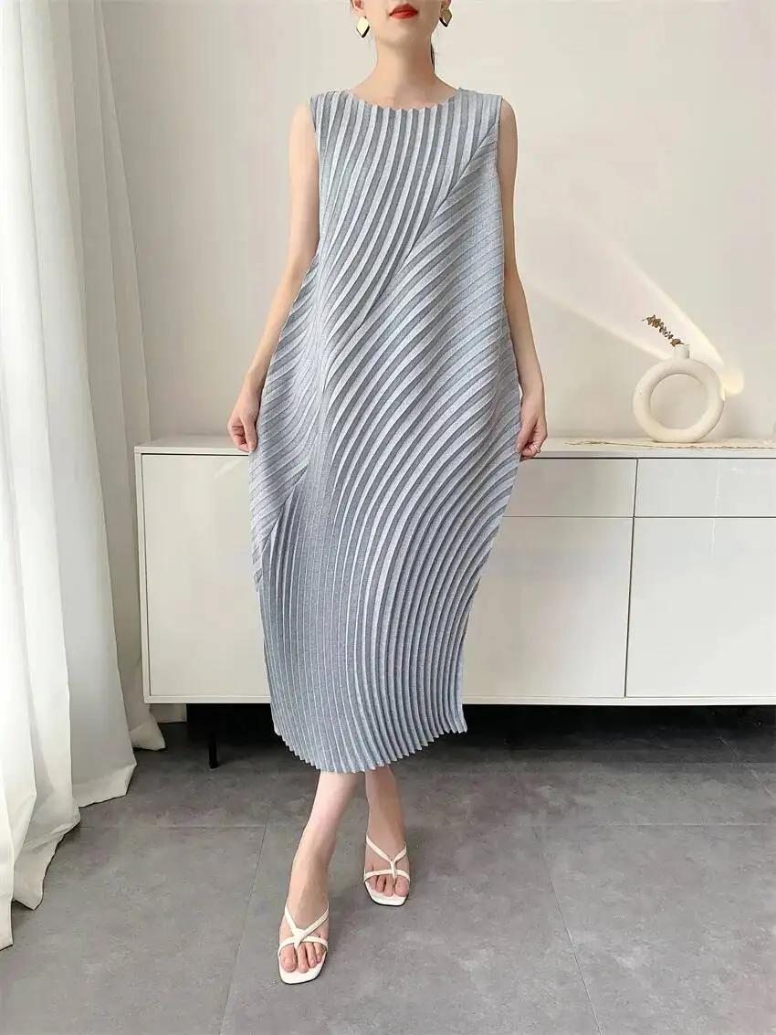 LANMREM Handmade Pleated Women's Sleeveless Summer Dress Wave Pattern Irregular Loose O-neck Mid-Length Pleated Dresses 2DB4814