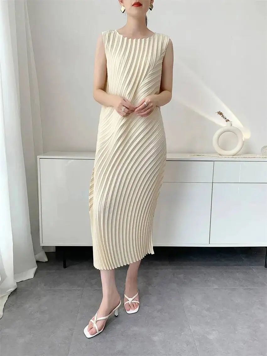 LANMREM Handmade Pleated Women's Sleeveless Summer Dress Wave Pattern Irregular Loose O-neck Mid-Length Pleated Dresses 2DB4814