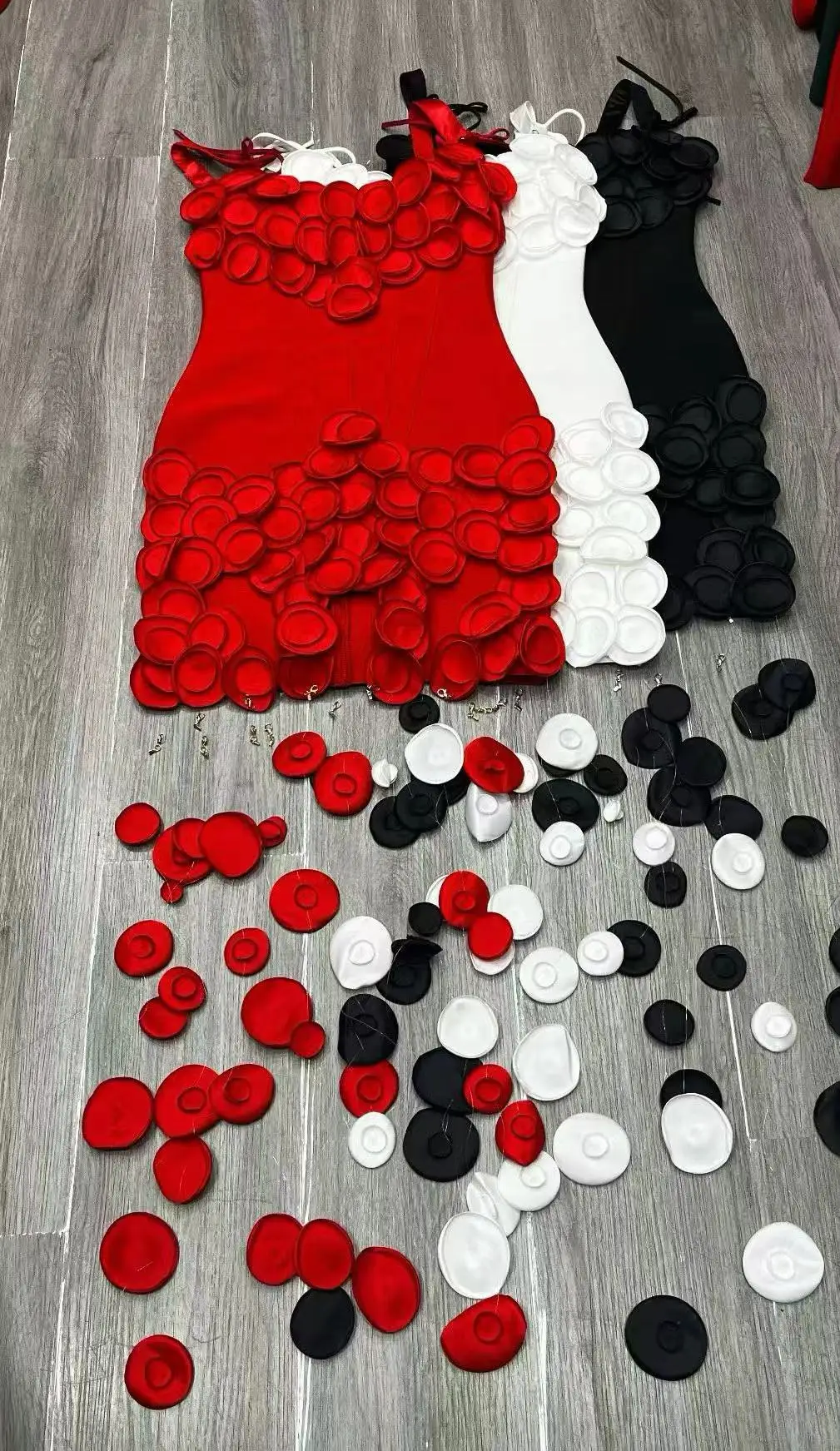 2026 New Bandage Women's Sexy Tube Top Sleeveless Flower Waist Elegant Temperament Bandage Dress