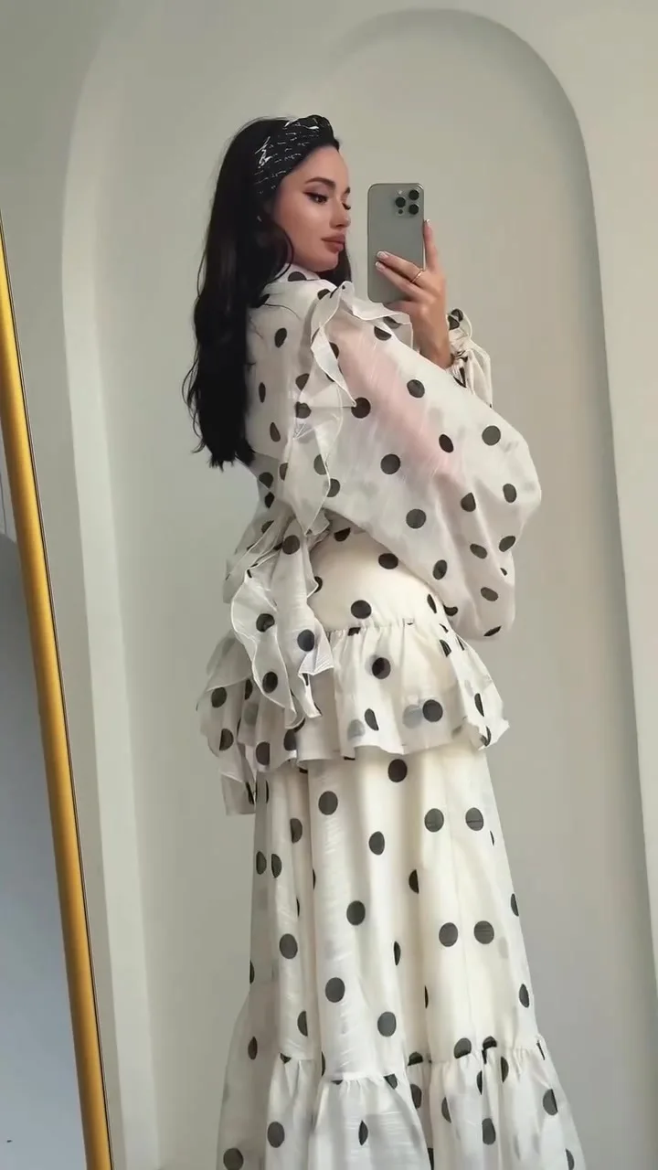 2025 Autumn Retro Palace Style Soft Feminine Long Sleeve Maxi Dress for Women