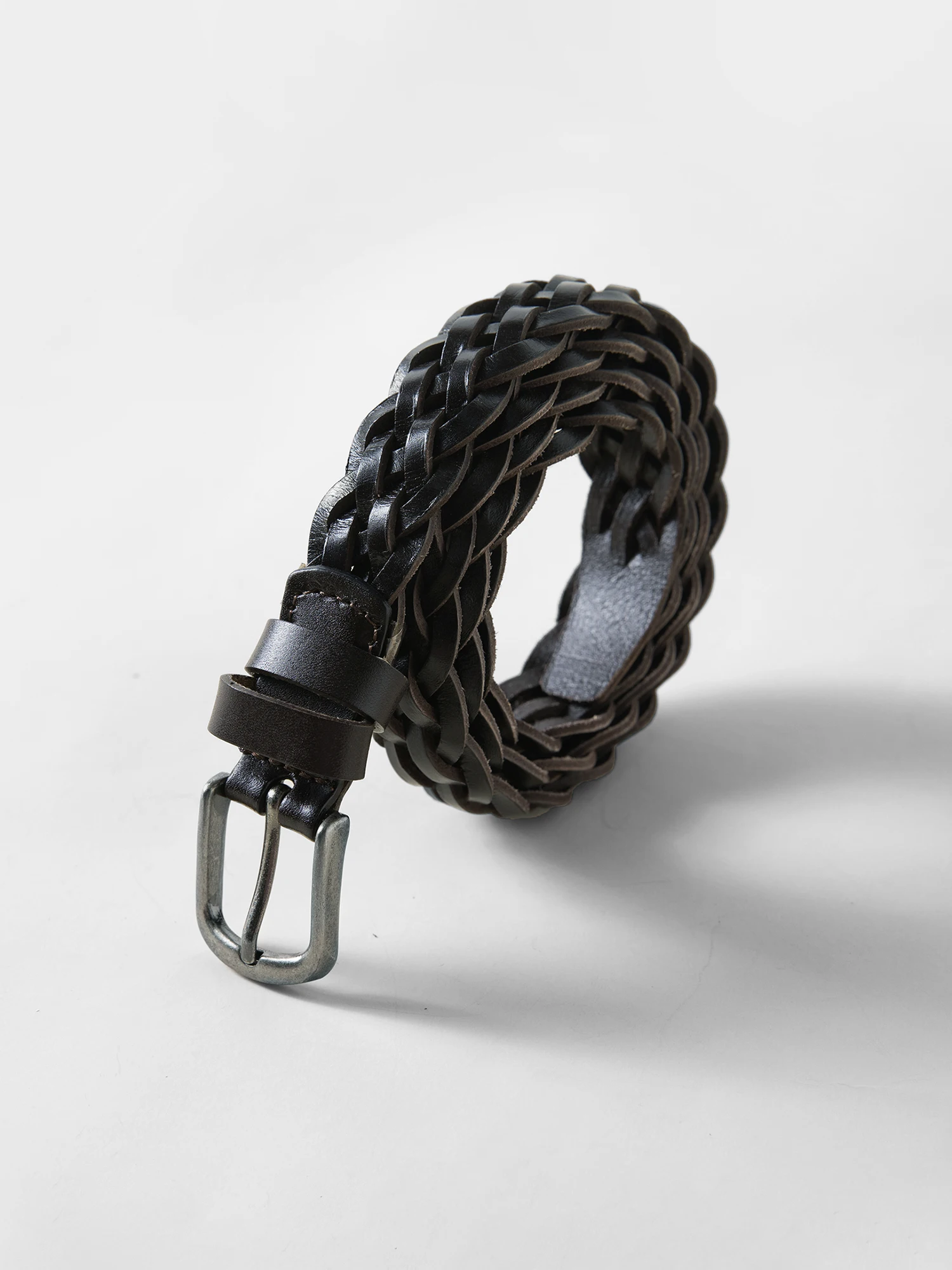 ZIQIAO 2026 Spring Women's Handwoven Cowhide Leather Belt - Braided Design Adjustable Waistband for Casual Daily Wear​