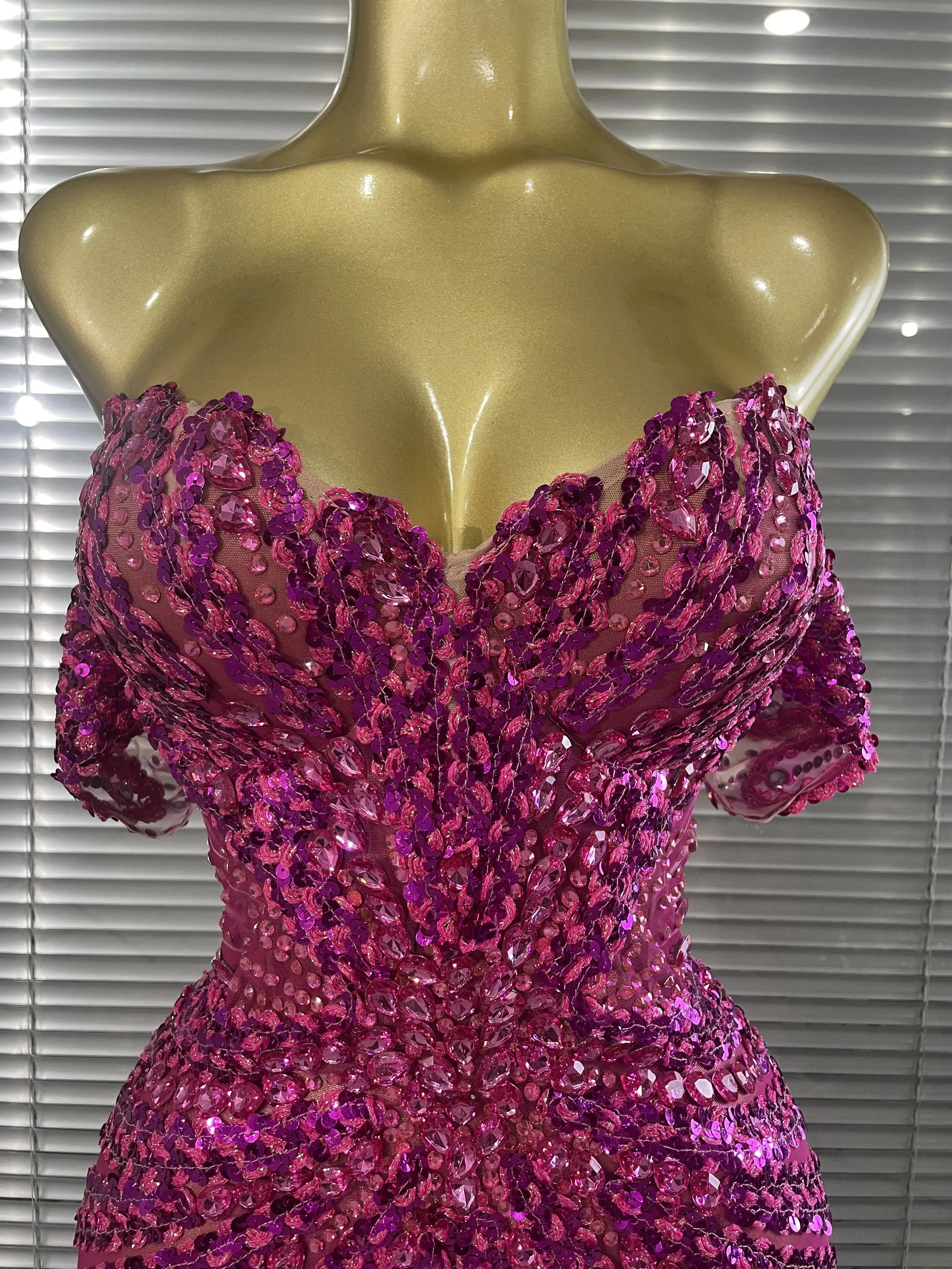 STOCK Women Sexy Strapless Shining Sequins Crystal Laced-up Bodycon Mini Dress Nightclub Party Celebrate Birthday Fashion Outfit