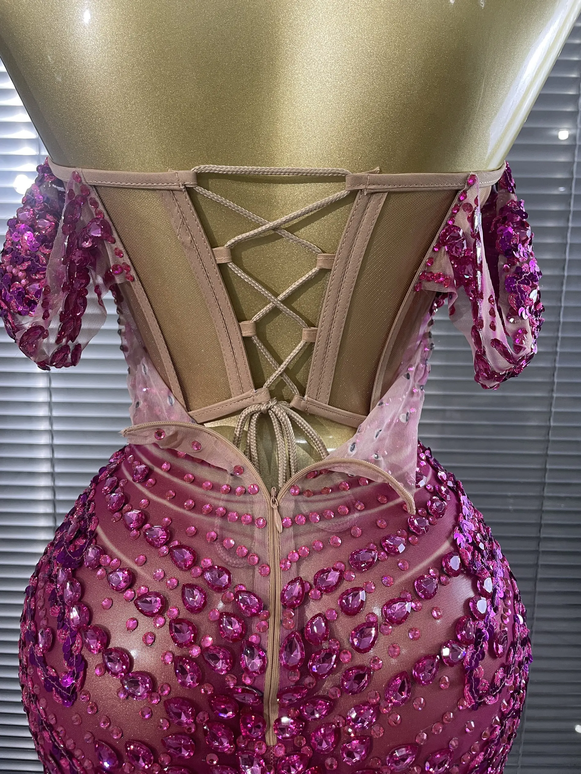 STOCK Women Sexy Strapless Shining Sequins Crystal Laced-up Bodycon Mini Dress Nightclub Party Celebrate Birthday Fashion Outfit