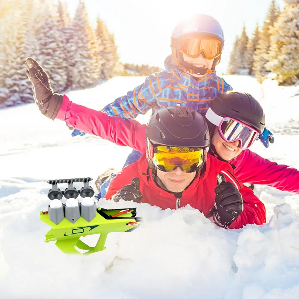 Launcher Snow Toys For Kids Outdoor Maker BlasterThrower With Handle 3 Round Snow Balls Outdoor Interaction Game For Winte