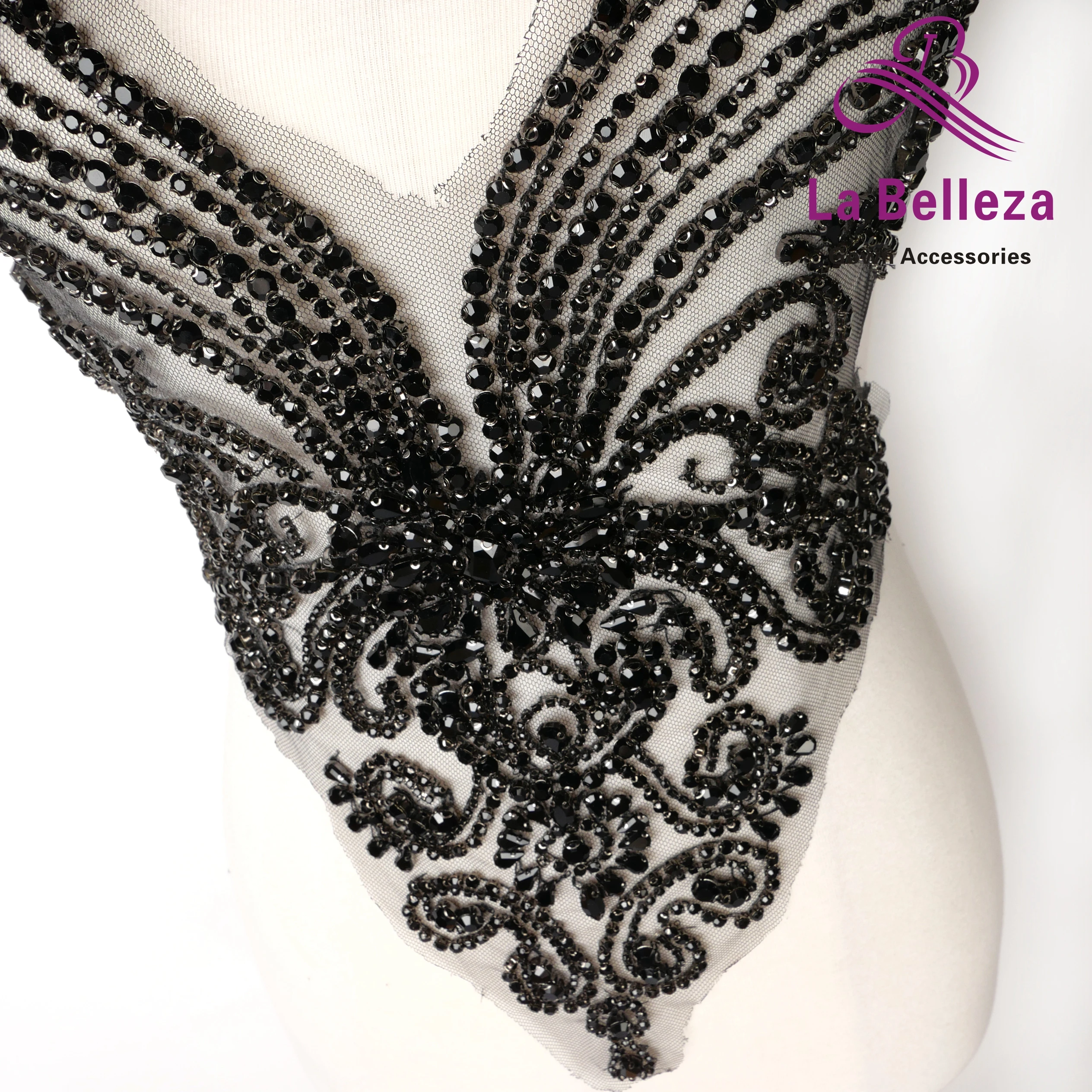 La Belleza beauty hand sewon neck bodice applique,gold silver crystal rhinestone applique Patch for dress accessories