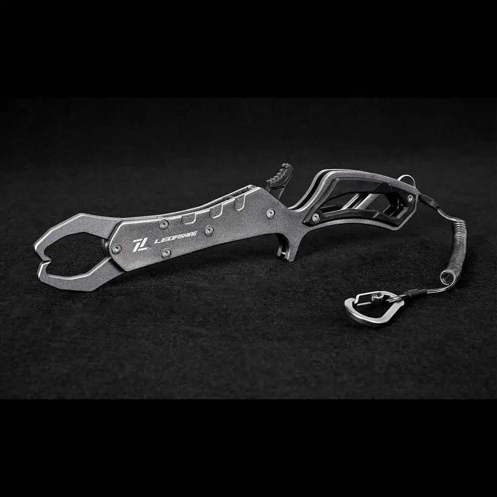Catfish Mouth Pliers Aluminum Alloy Foldable Fishing Pliers Catfish Controller Holder Saltwater Lip Grip Tool Fish Lip Grippers