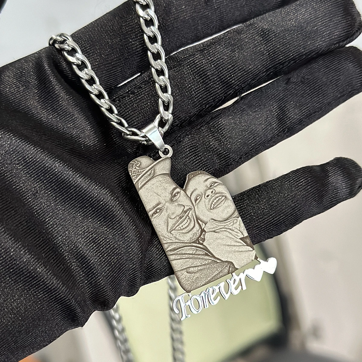 Wholesale Custom Photo Necklace Custom Stainless Steel Engrave Pet Dog Cat Name Memory Frosted Photo Necklace Jewelry For Woman