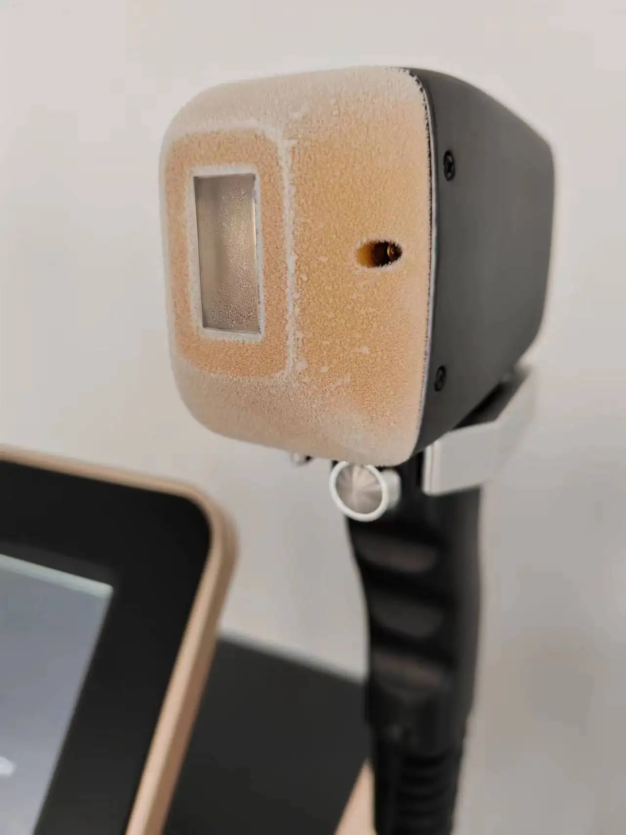 Portable 808 3wave Diode Permanent Hair Remove Fast Depilation Painfree Follicle Penetration Skin Rejuvenation Device