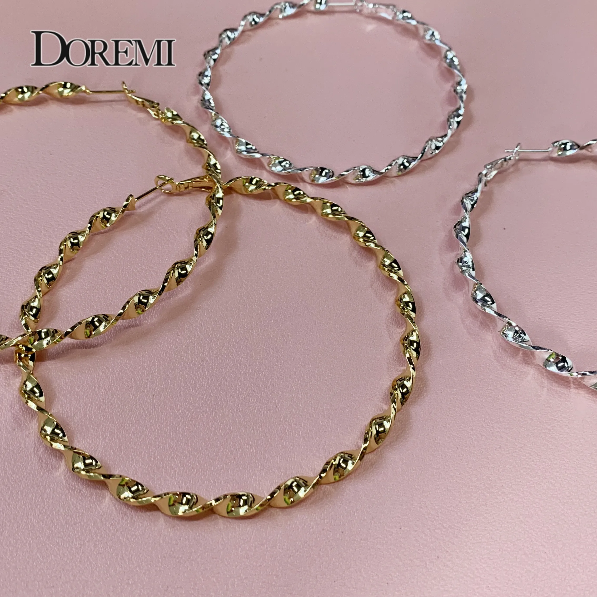 DOREMI 40-90mm Trendy Twist Earrings no name Plain Hopps for Women Female Big earrings Gold Silver Color Color Classic Jewelry