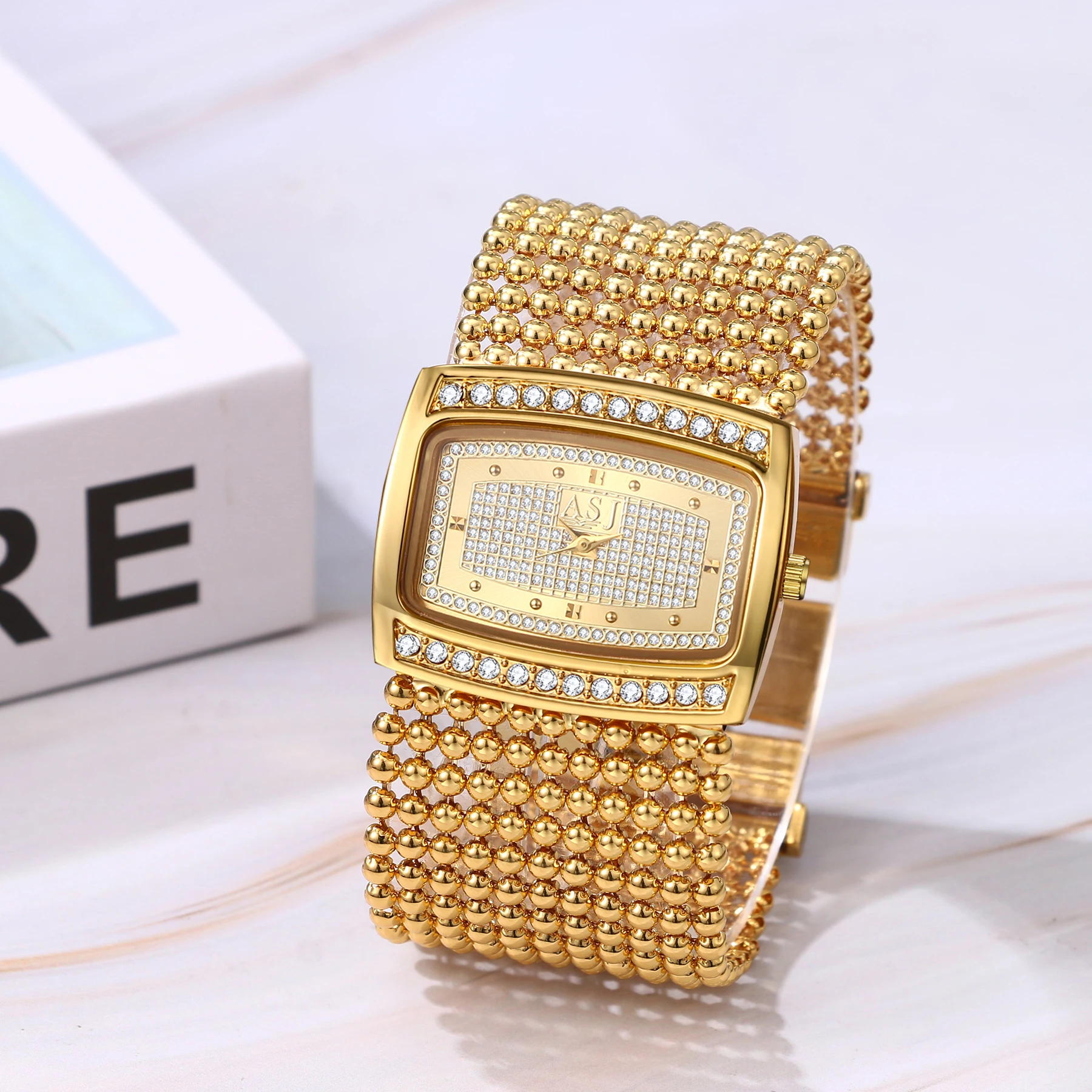 Lancardo Rectangular Diamond Gold Watch Large Dial Beaded Bracelet Simulating Quartz Exquisite Fashion Adjustable Jewelry Buckle