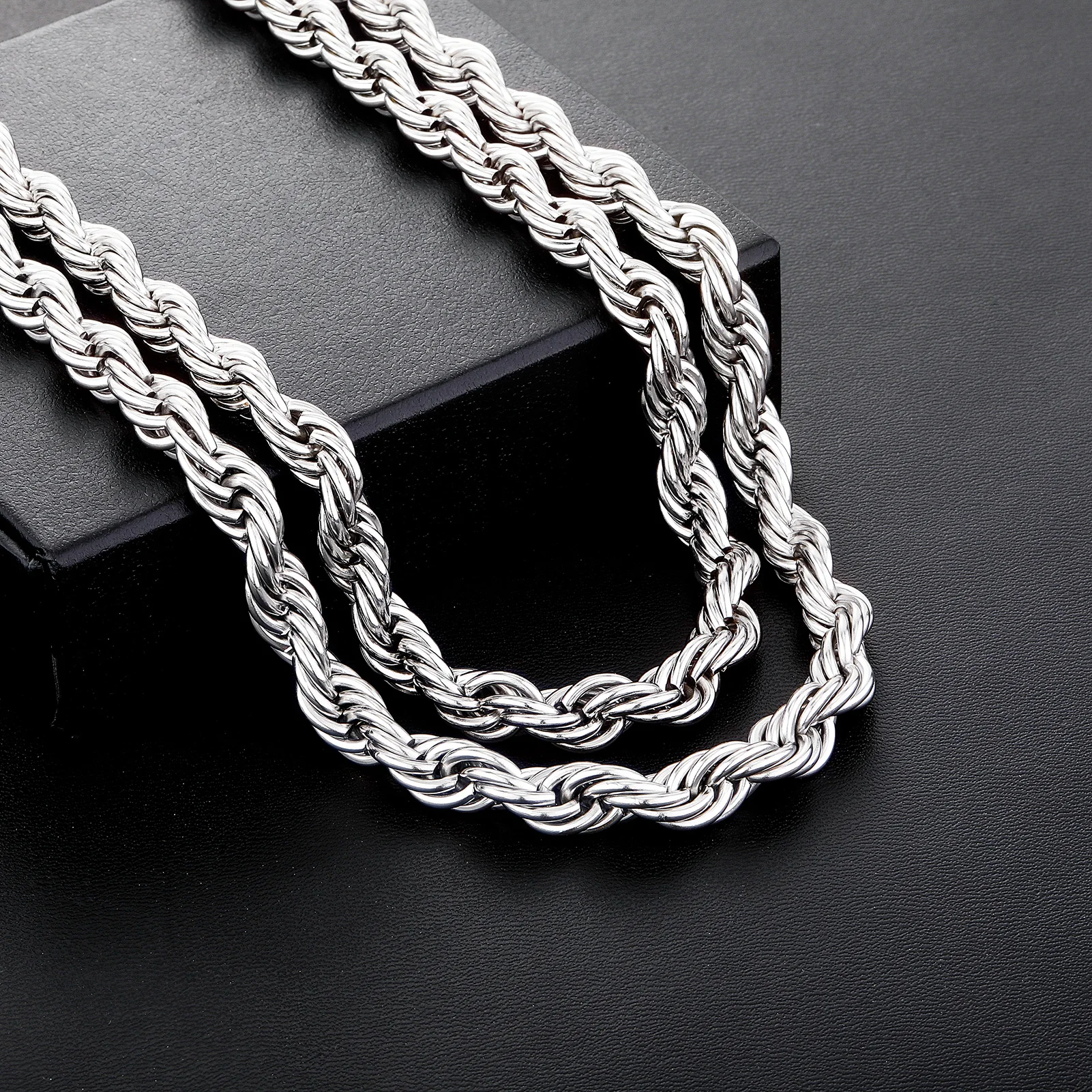 GUCY 10mm Rope Chain Necklace Lowkey fashion Stainless Steel Men Women Jewelry Gifts