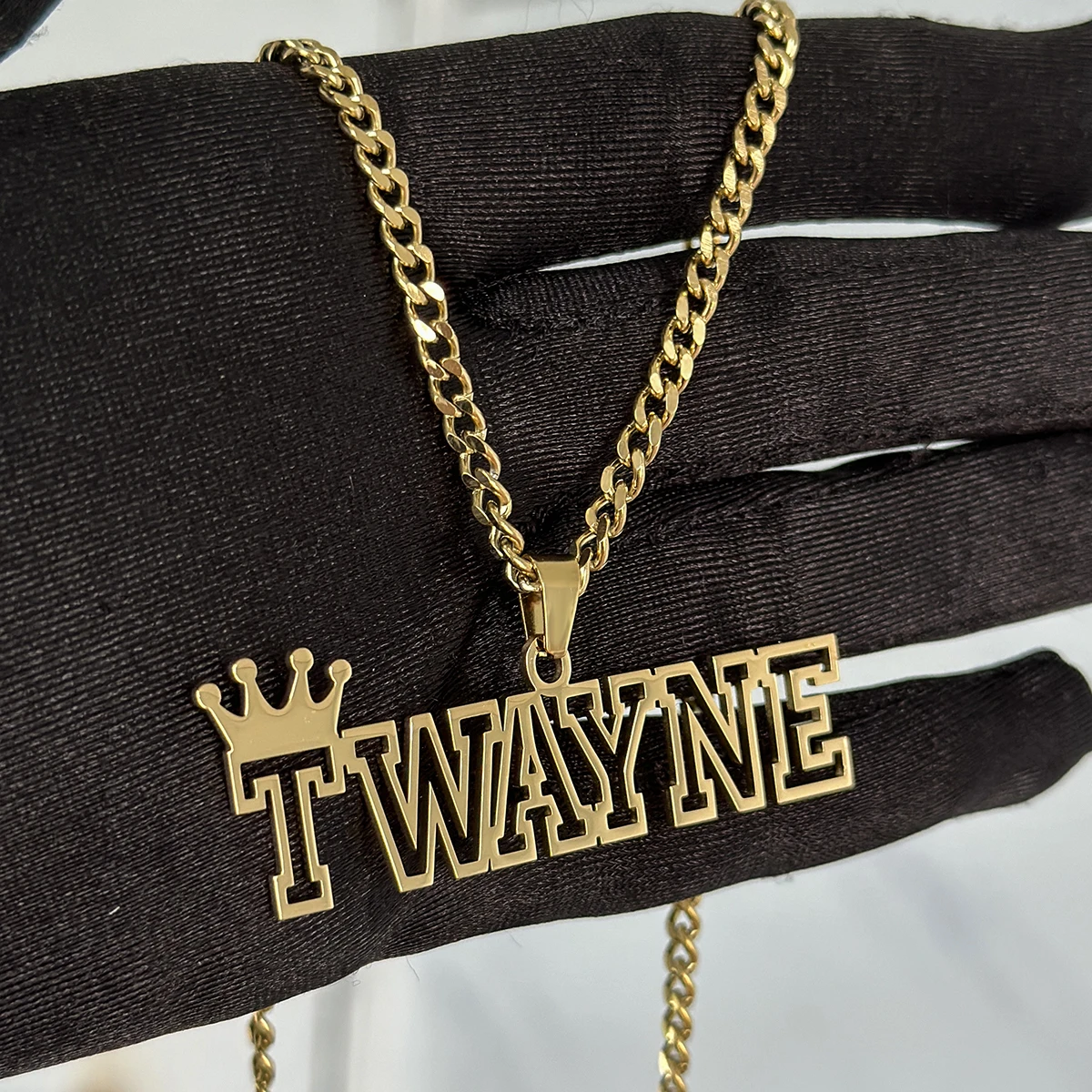 New Customized Name Necklace Stainless Steel Thick Ancient Ba Chain Name Pendant Necklace Hollow out Name Initial Crown Necklace
