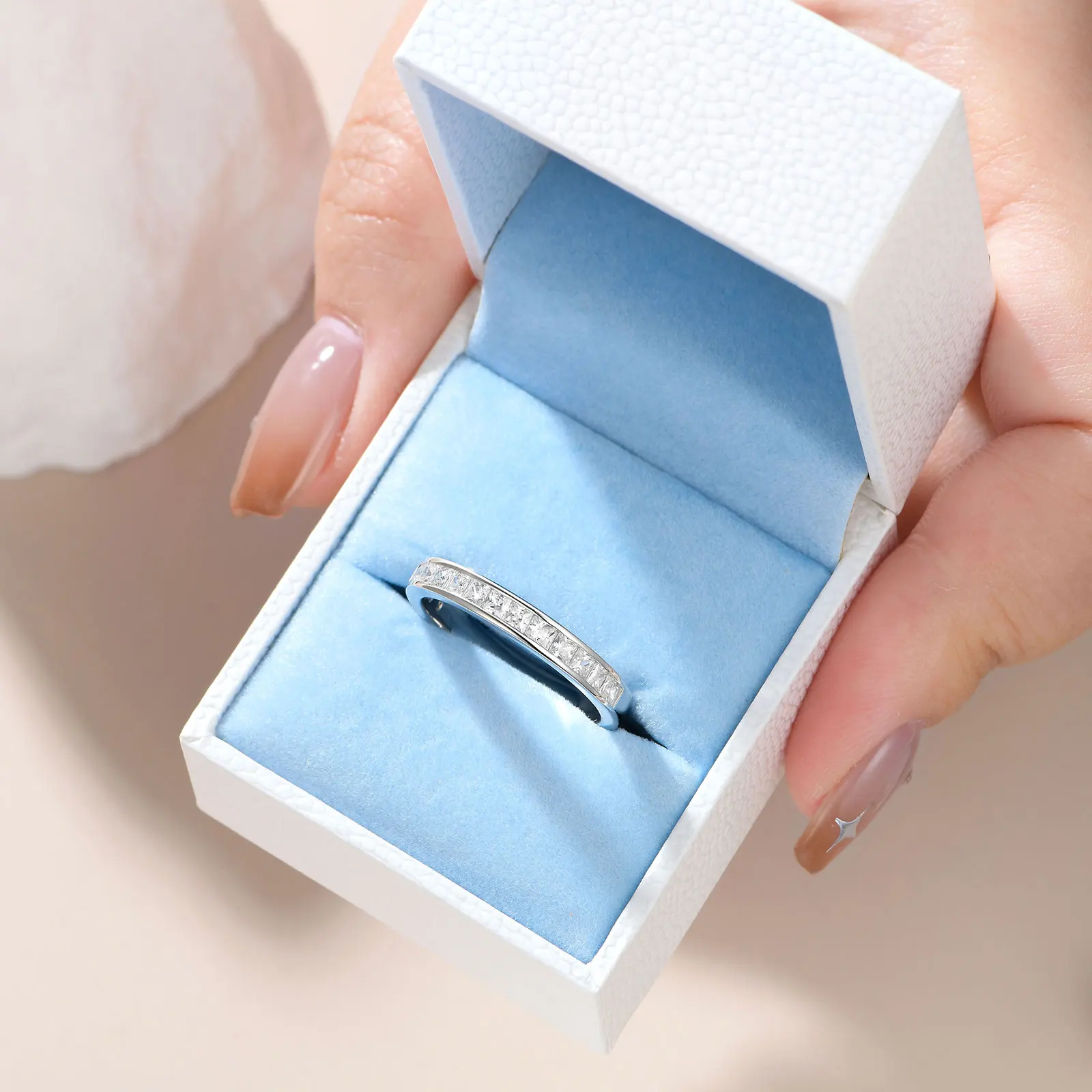 Newshe 925 Silver Wedding Bands for Women Princess 5A Cubic Zircon GRA Moissanite Stackable Finger Rings Quality Jewelry
