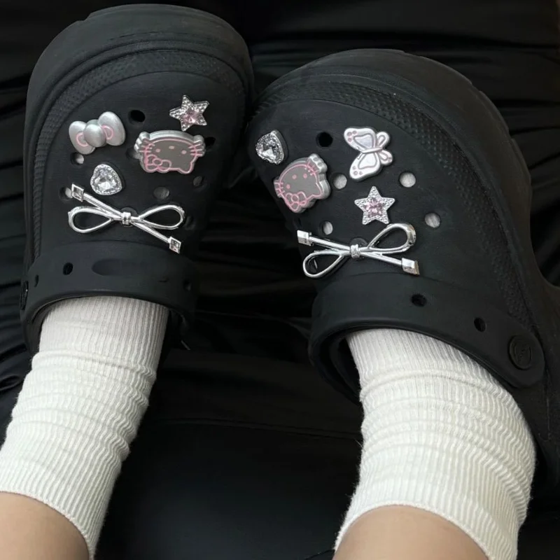 10PCS Silvery Hello Kitty Set Girls Women Shoe Charms DIY Hole Shoes Detachable Buckle Garden Shoes Accessories Festival Gift