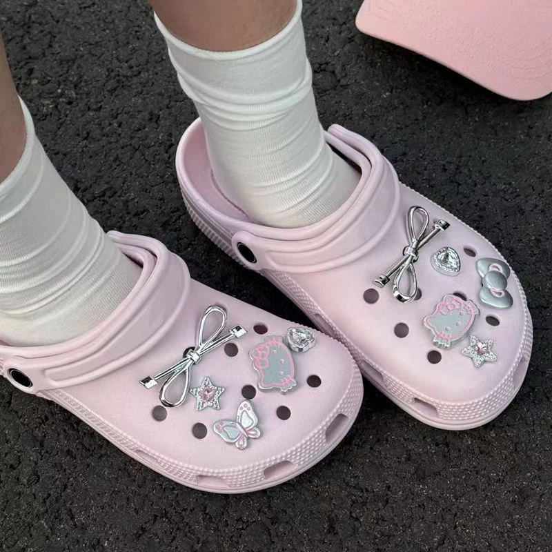 10PCS Silvery Hello Kitty Set Girls Women Shoe Charms DIY Hole Shoes Detachable Buckle Garden Shoes Accessories Festival Gift