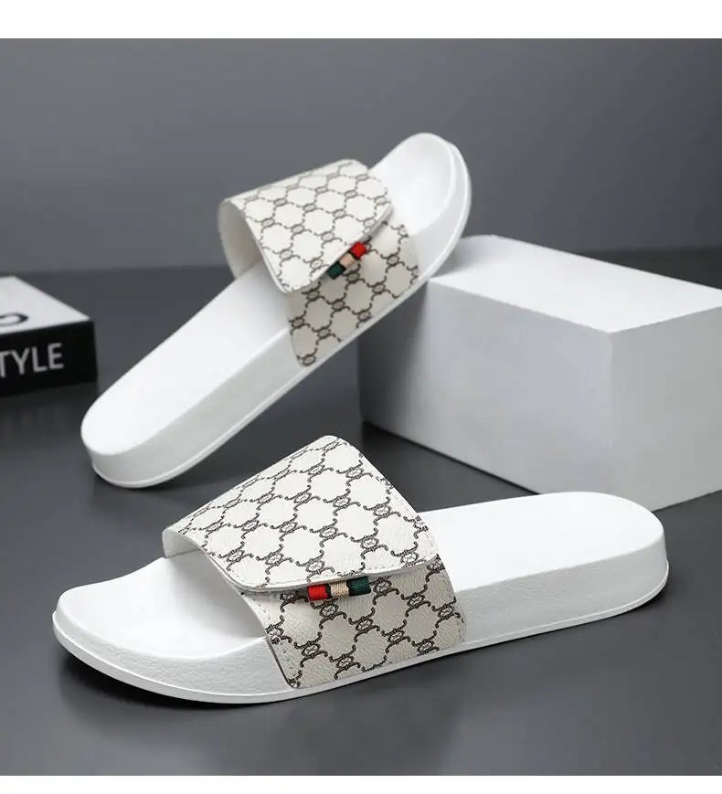 Slippers Men Women Slipper High Quality Beach Slipper Anti-slip Bedroom Slides Light Non-slip Tenis Luxury Slides Plus Size36-48