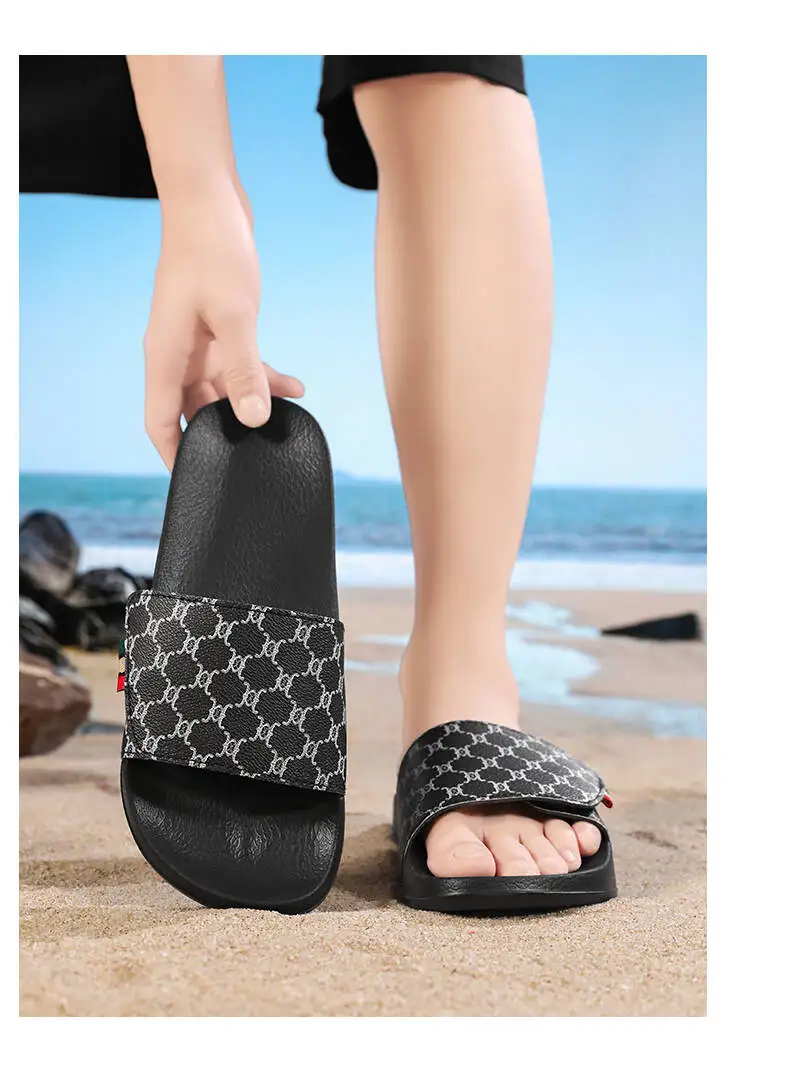 Slippers Men Women Slipper High Quality Beach Slipper Anti-slip Bedroom Slides Light Non-slip Tenis Luxury Slides Plus Size36-48
