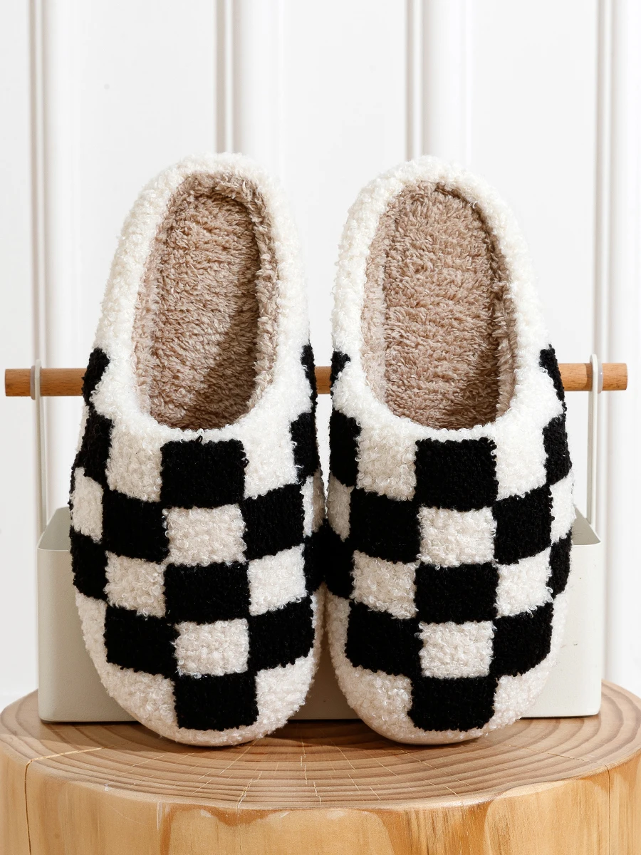 New Fuzzy Slippers Fashion Checker Indoor Embroidery Houseshoes Cozy Woman Winter Fluffy House Retro Checkered Print Shoes