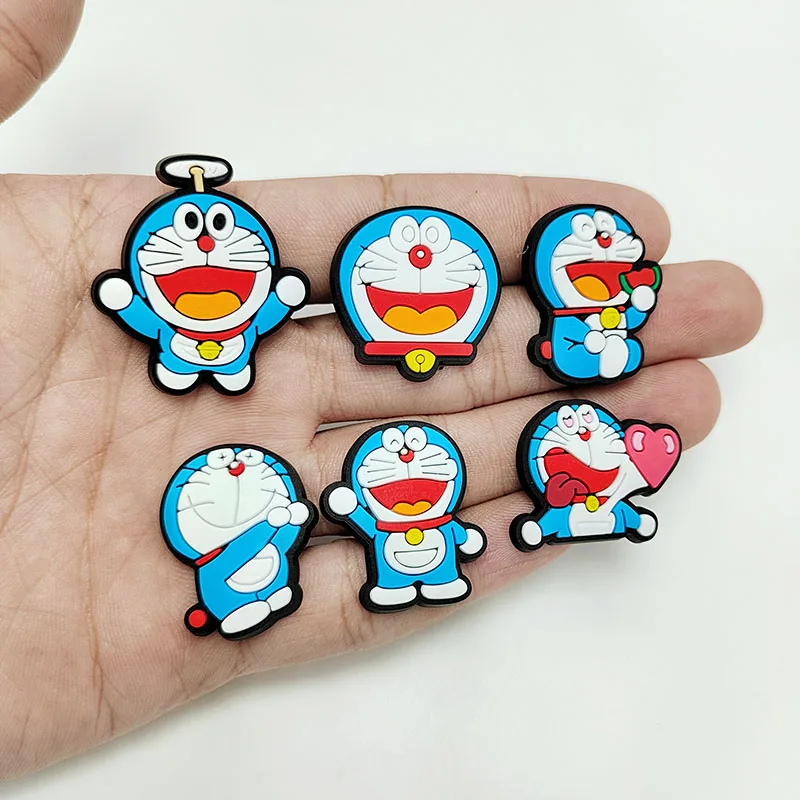 1-16pcs Doraemon Shoes Charms PVC Anime Shoe Accessories Fashion Boys Sandals Garden Shoe Buckle DIY Buckle
