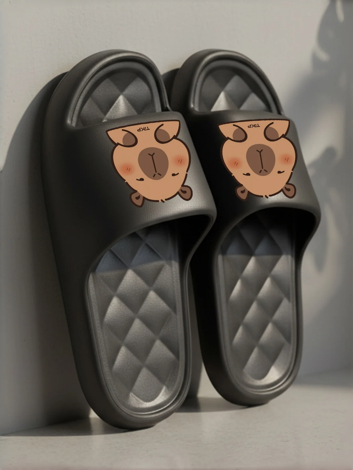 New Casual Innovative Design Animal-Themed Men's and Women's Shoes, Eva Soft-Soled Lightweight Home Slippers, High-Quality Exclusive Brand Slippers