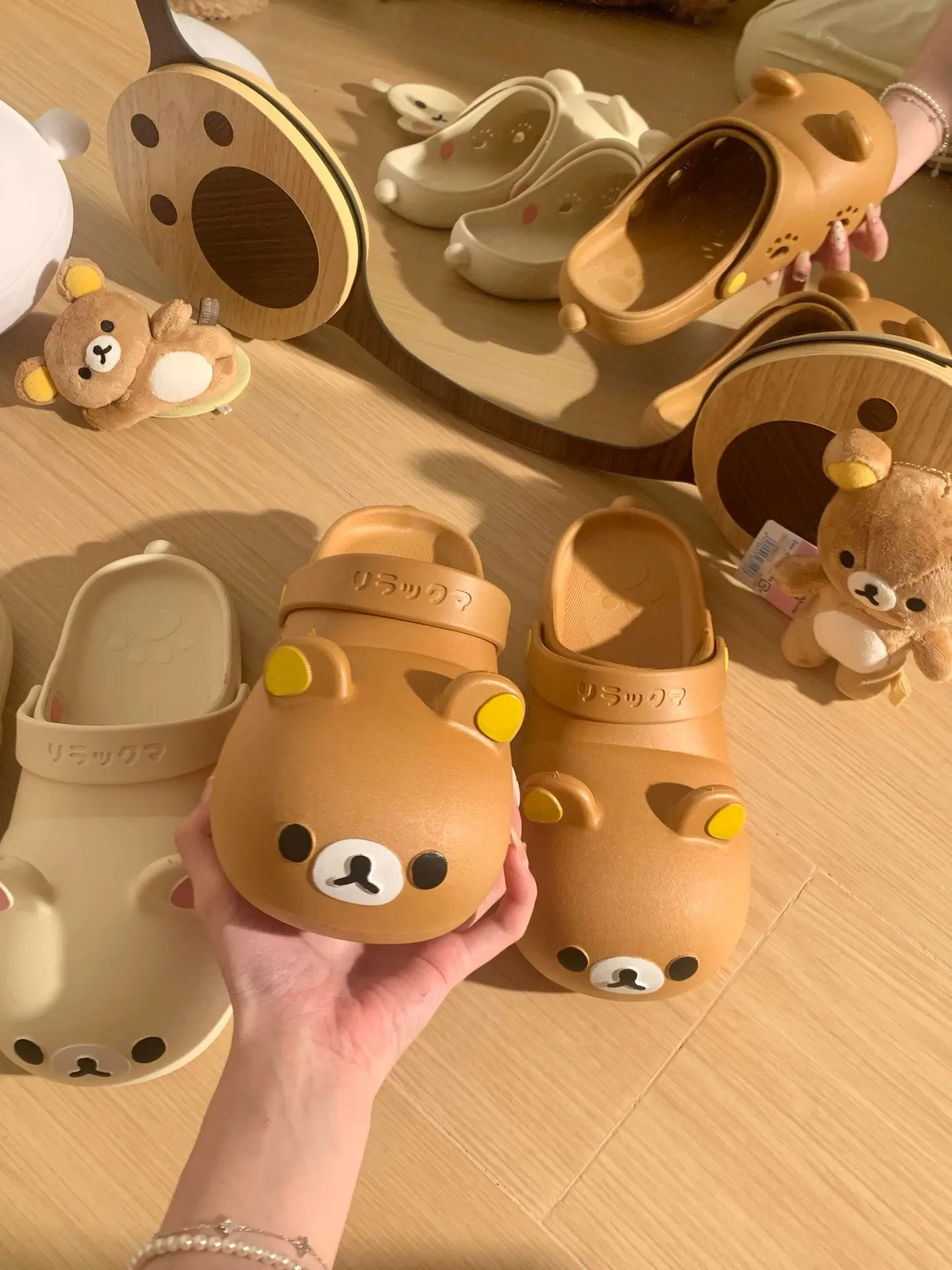Summer girl wind easy bear hole shoes non-slip deodorant cute female summer wear bag head cool slippers female