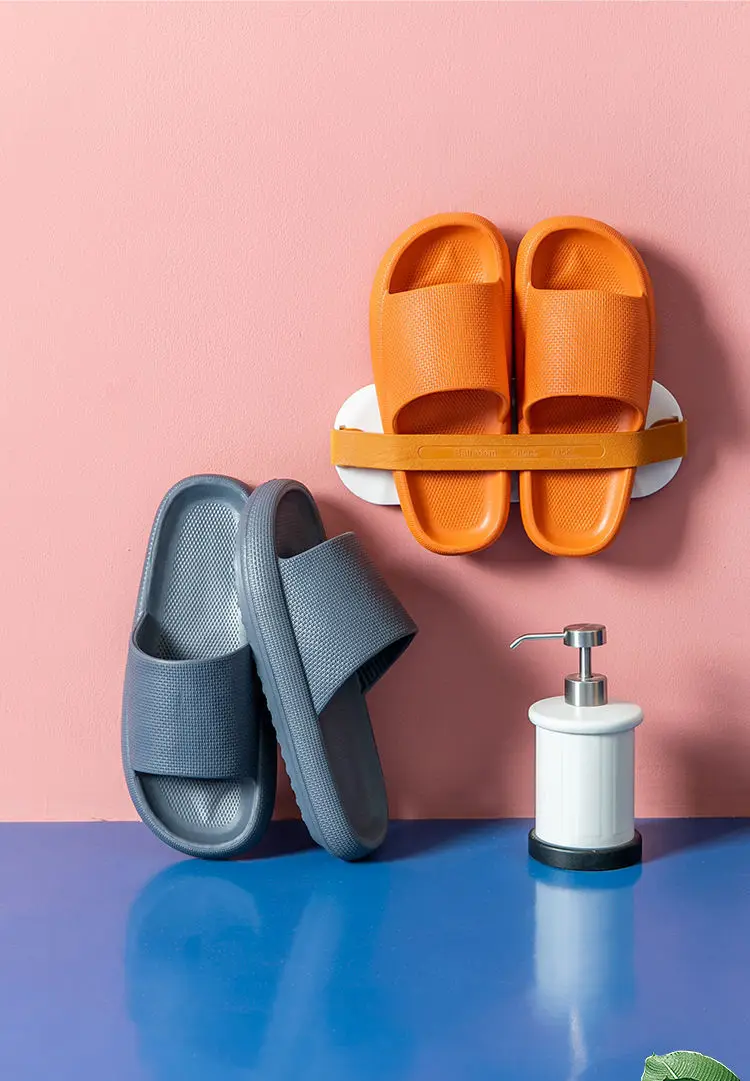 New Outdoor ultra-soft indoor-outdoor men's and women's slippers, thick-soled couple's flip-flops for indoor and outdoor use