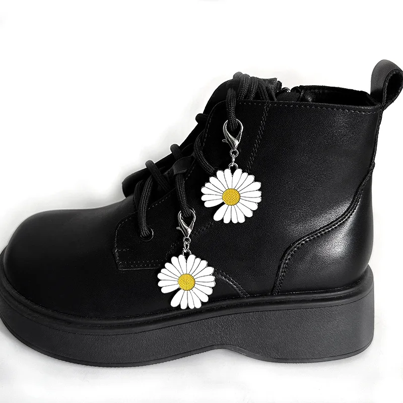 2pcs Daisy Flower Shoe Buckle Design Sunflower Boots Accessory Detachable Pendant Metal Shoe Pendant Boots Heel Decoration Gifts