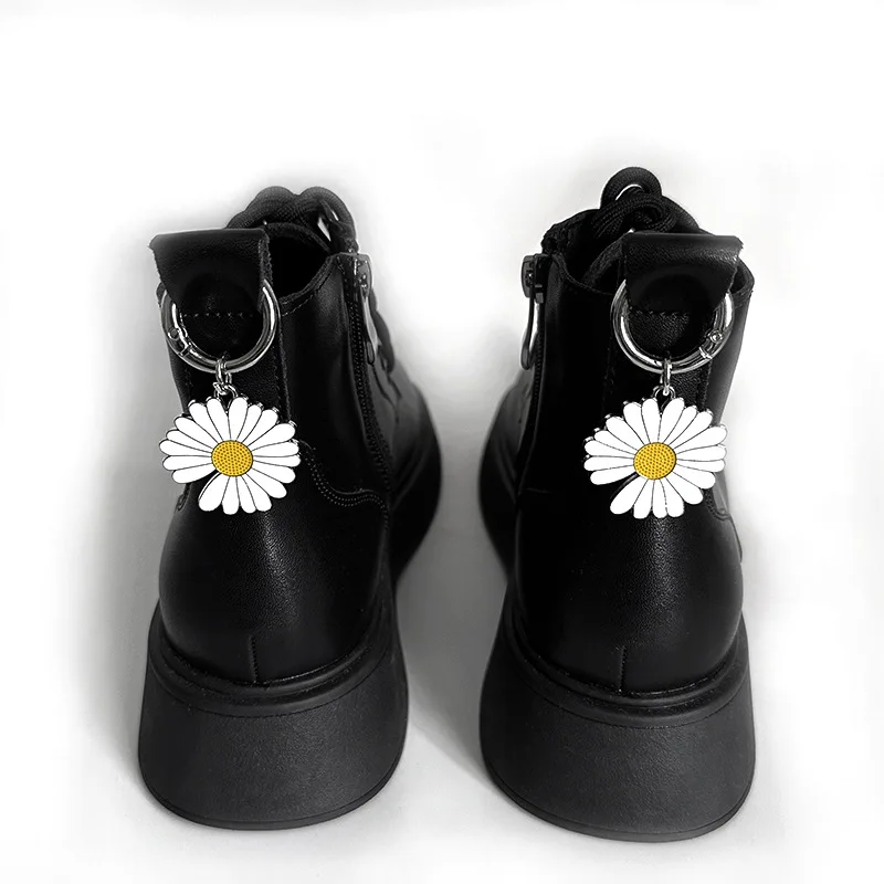 2pcs Daisy Flower Shoe Buckle Design Sunflower Boots Accessory Detachable Pendant Metal Shoe Pendant Boots Heel Decoration Gifts