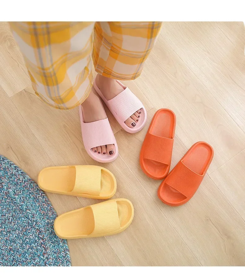 High Quality Women Thick Slippers Indoor Home Eva Soft Sole Pillow Slides Sandals Woman Summer Non Slip Beach Flip Flops New
