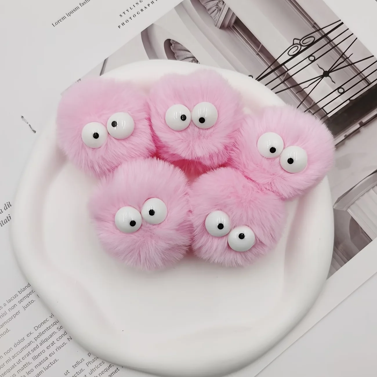 5 Pieces of Colorful Pom-Pom DIY Fashion Shoes and Accessories Are Suitable for Geta Sandals and Party Gifts