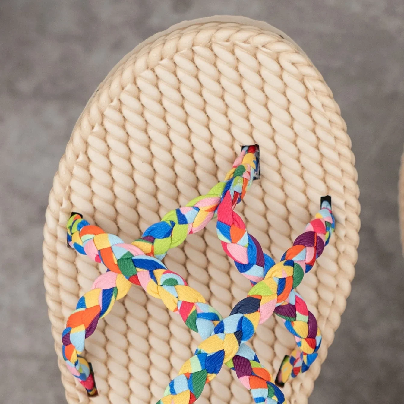 Women Flat Sandals Fashionable Lightweight Sandals Large Size Beach Shoes for Women Summer New Round Head Comfortable Shoes
