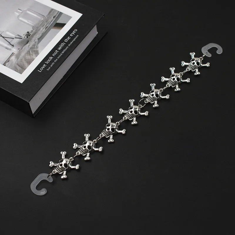 New Designer Shoe Charms Chain Fashion Gift Punk Pendant Metal Buckle Hip Hop Shoe Decoration Accessories For 2024 Hot