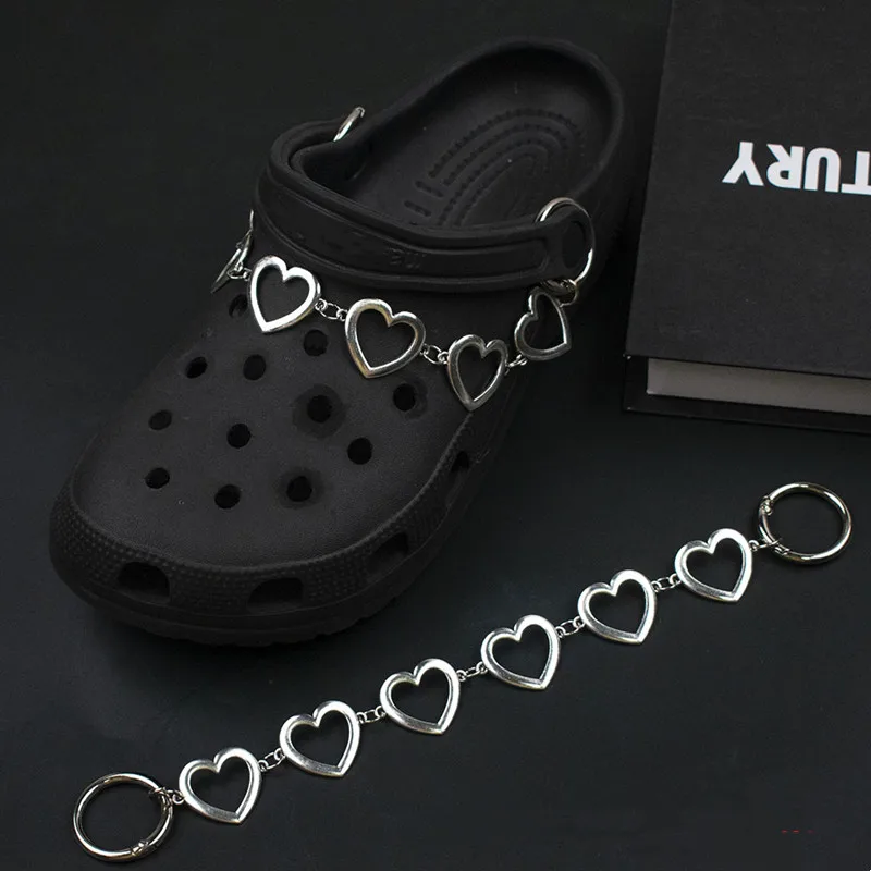 New Designer Shoe Charms Chain Fashion Gift Punk Pendant Metal Buckle Hip Hop Shoe Decoration Accessories For 2024 Hot